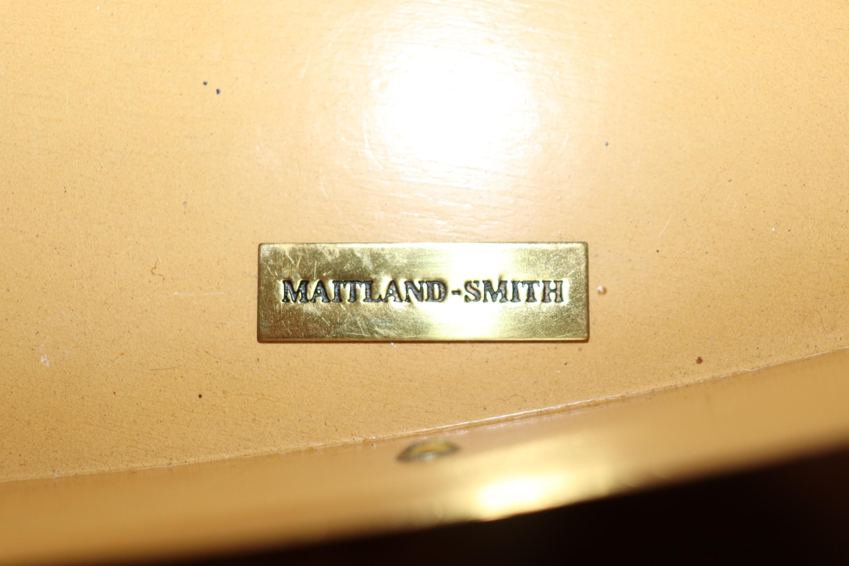 Comodino con cassettiera in finto bambù e pelle di Maitland Smith in vendita 7