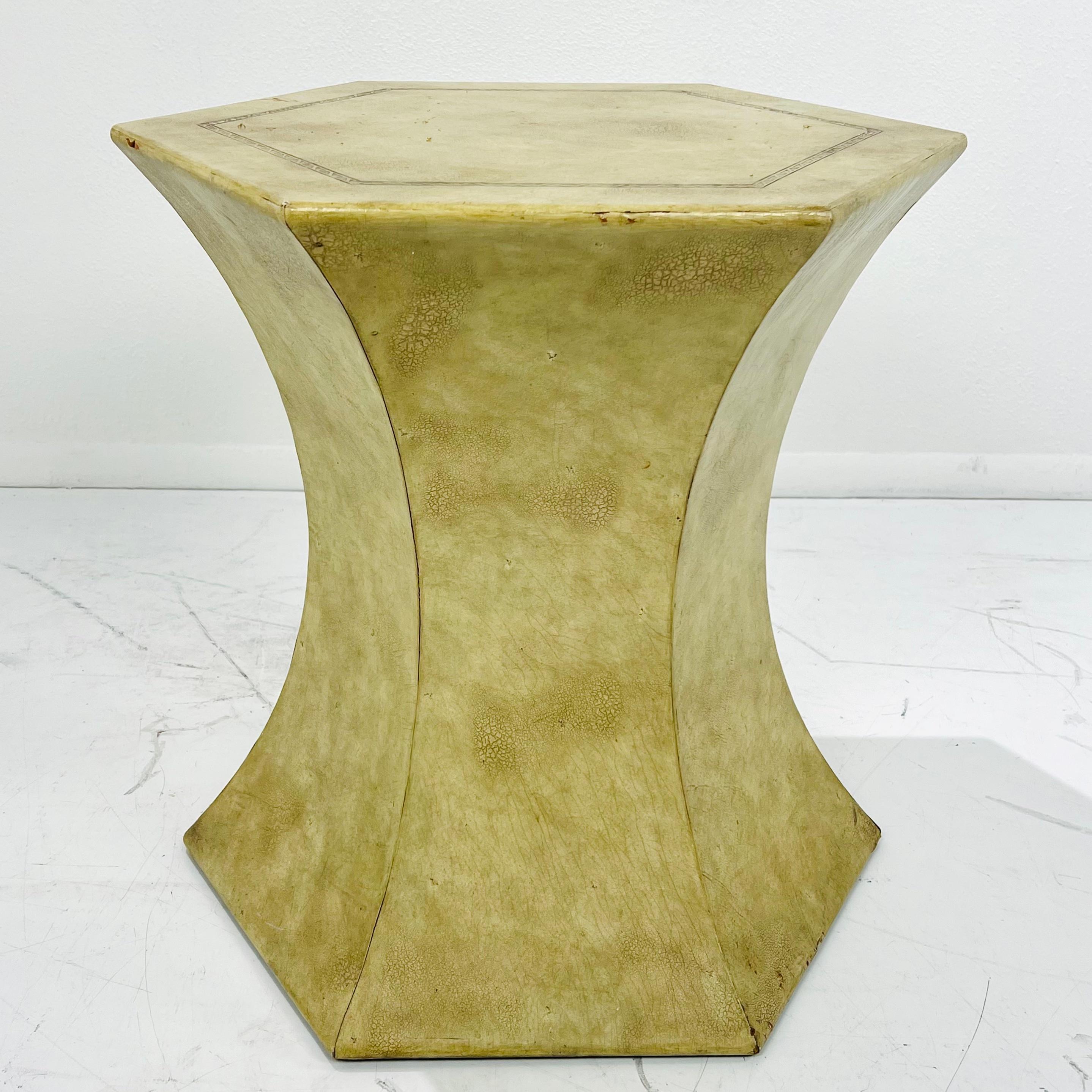 Maitland-Smith Faux Elephant Hide Finished Leather Pedestal In Good Condition For Sale In Dallas, TX