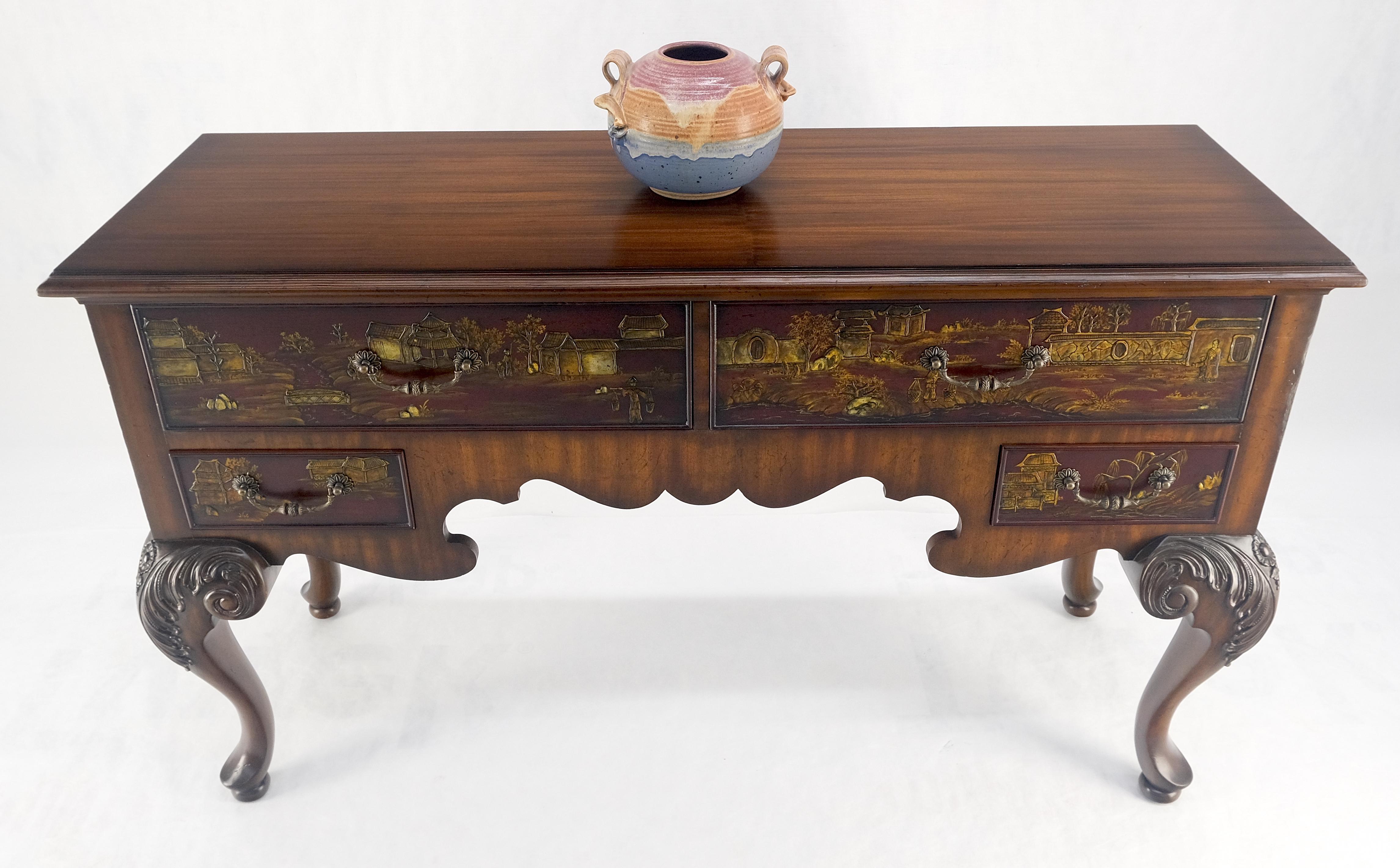 Maitland Smith Finemente intagliato Due cassetti intagliati Chinoiserie Console Sideboard MINT in vendita 2