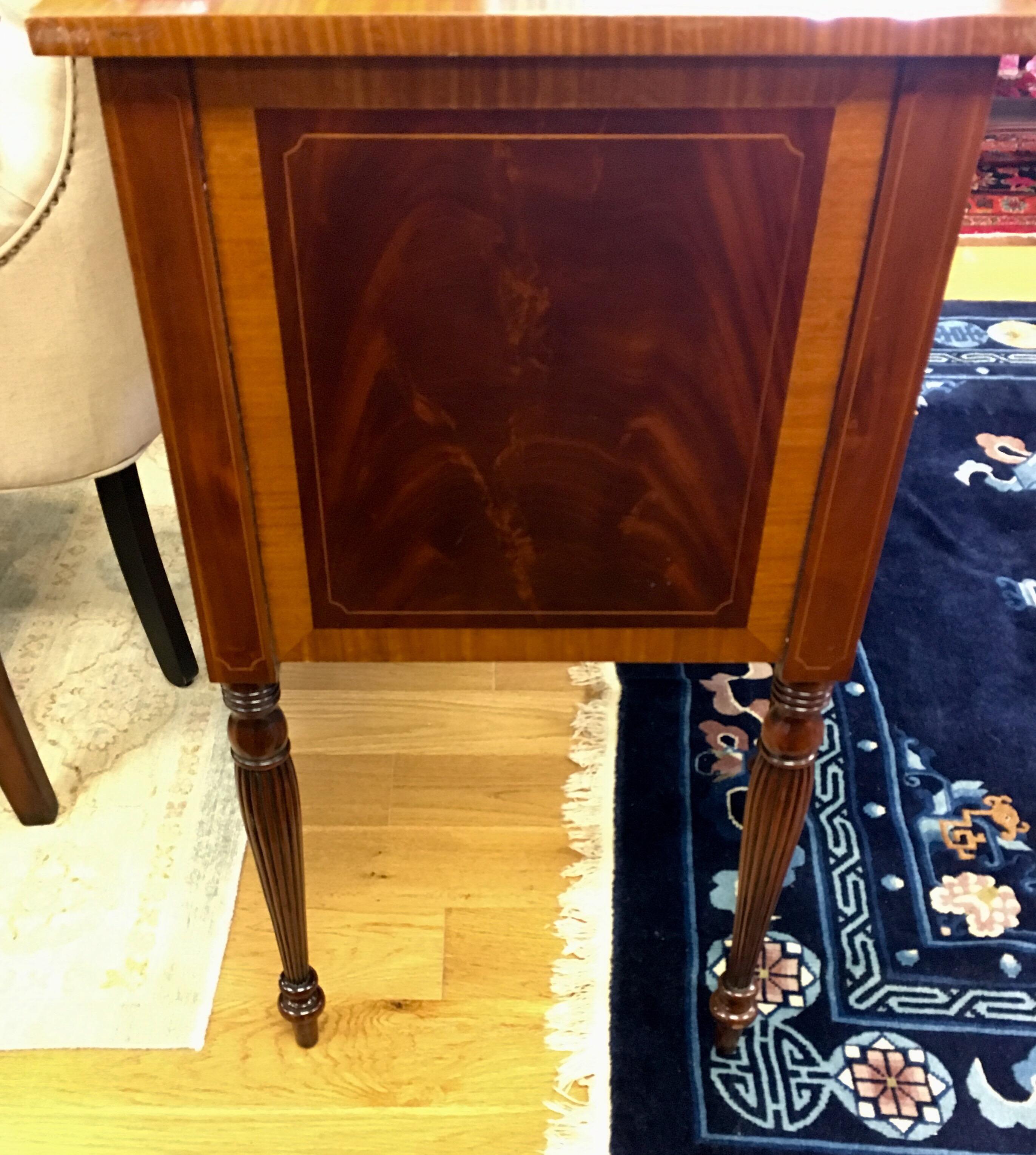 Maitland Smith Flame Mahogany Buffet Server Sideboard Credenza Cabinet In Good Condition In West Hartford, CT
