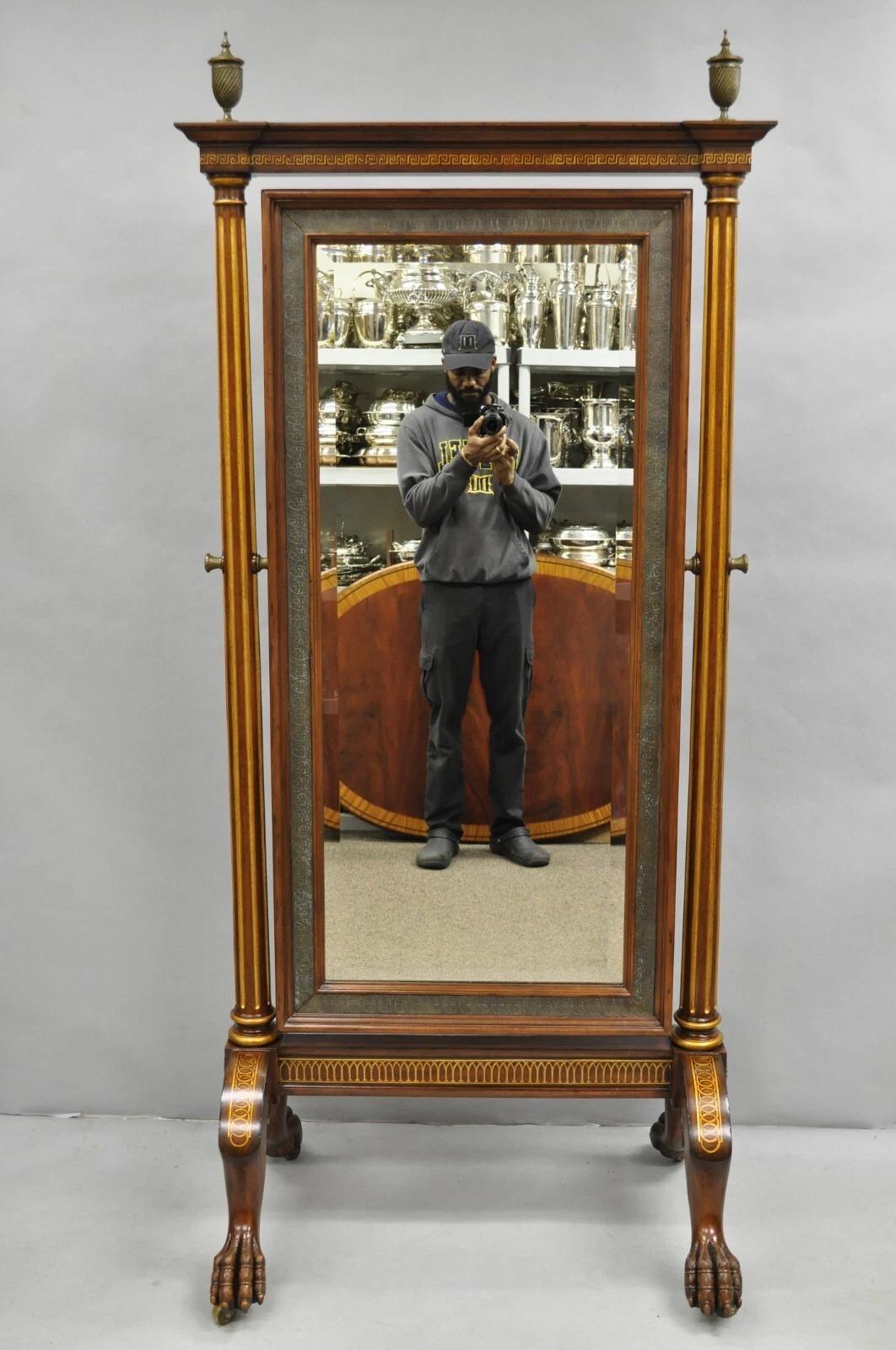 Miroir de chevet Maitland Smith, style Empire français, en acajou, avec un grand pied en forme de patte. en vente 6
