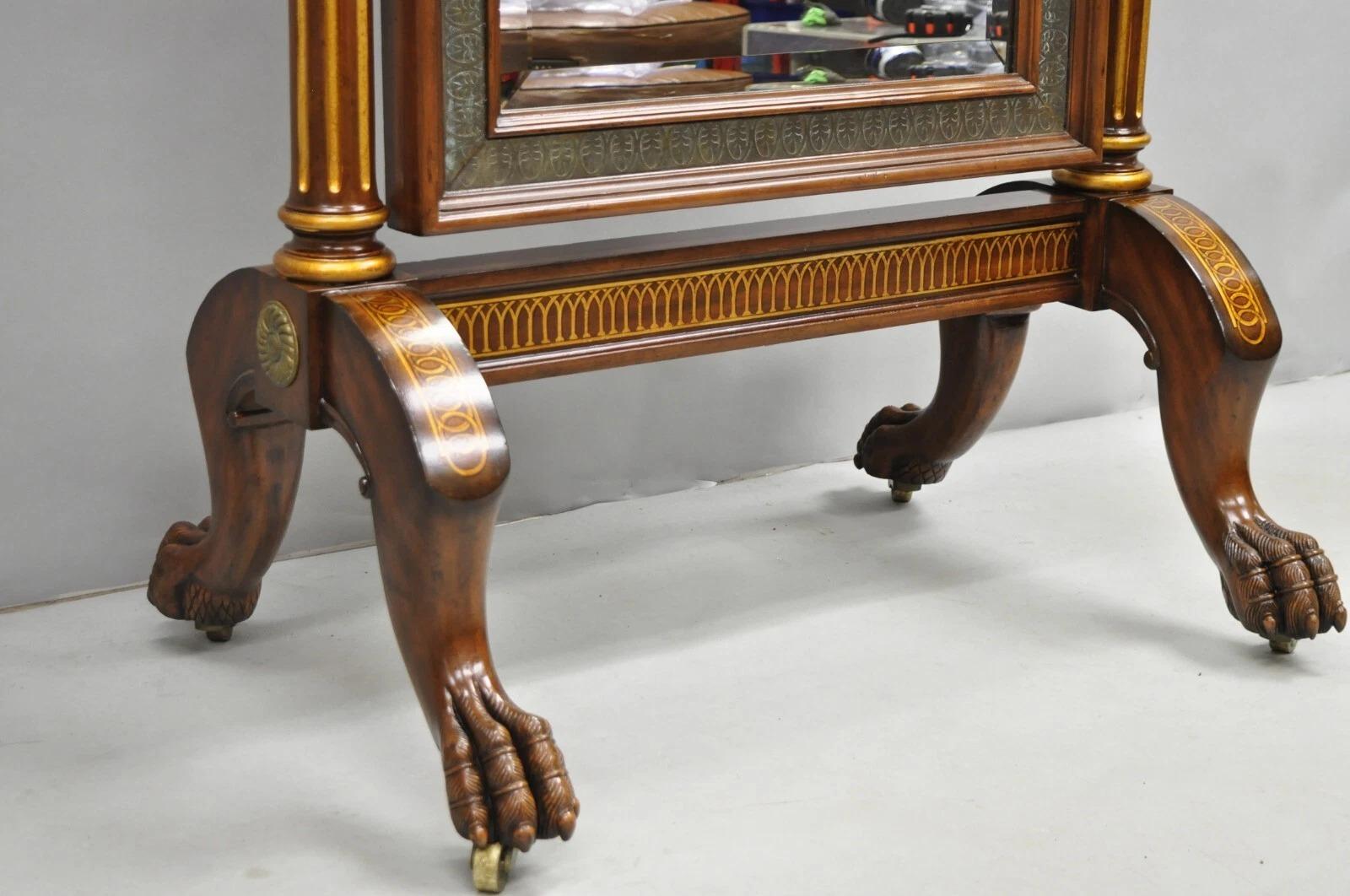 Miroir de chevet Maitland Smith, style Empire français, en acajou, avec un grand pied en forme de patte. en vente 2