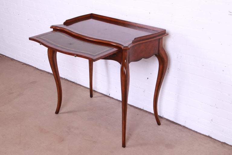 Maitland Smith French Provincial Louis XV Mahogany Leather Top Writing Desk For Sale 4