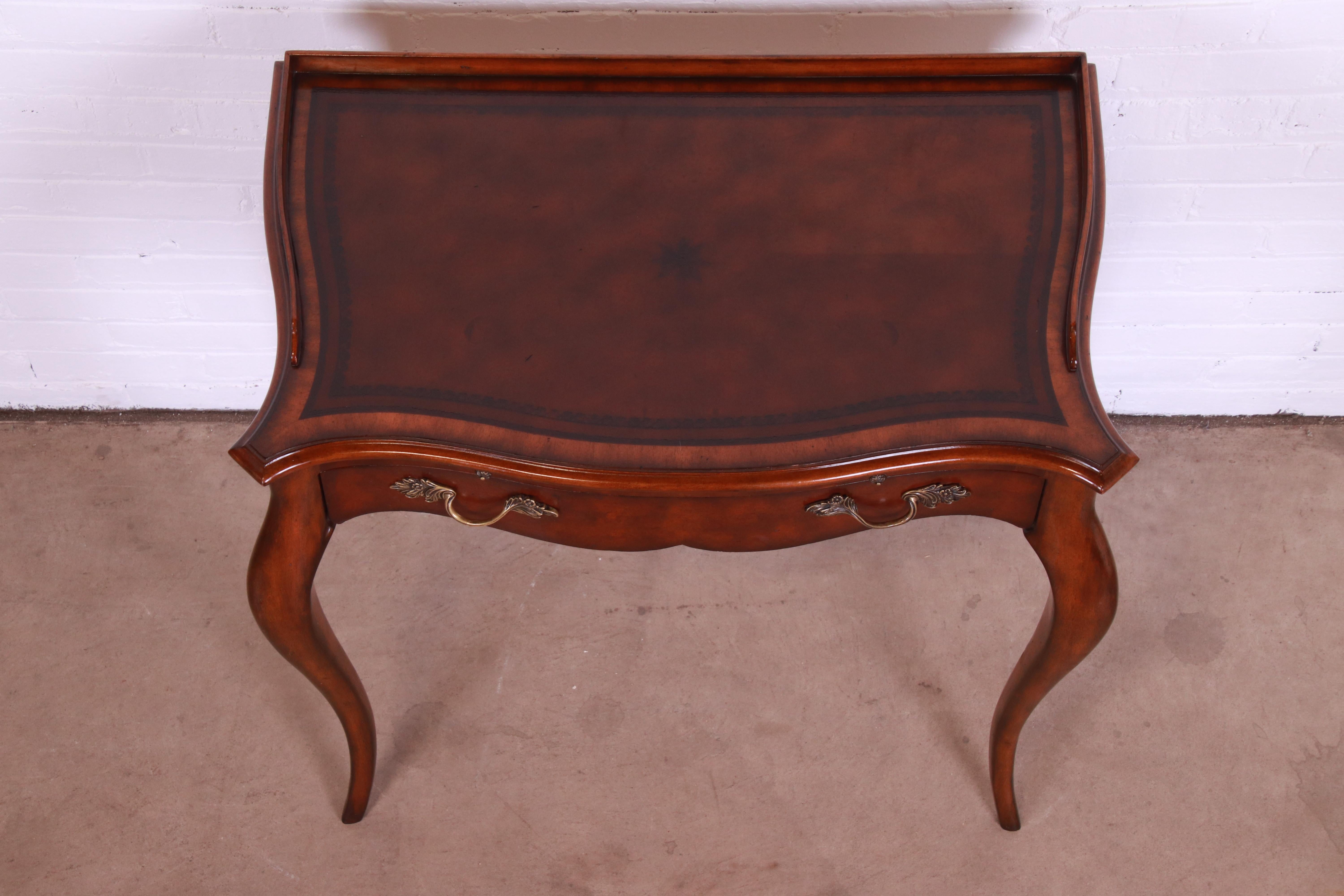 Maitland Smith French Provincial Louis XV Mahogany Leather Top Writing Desk For Sale 5