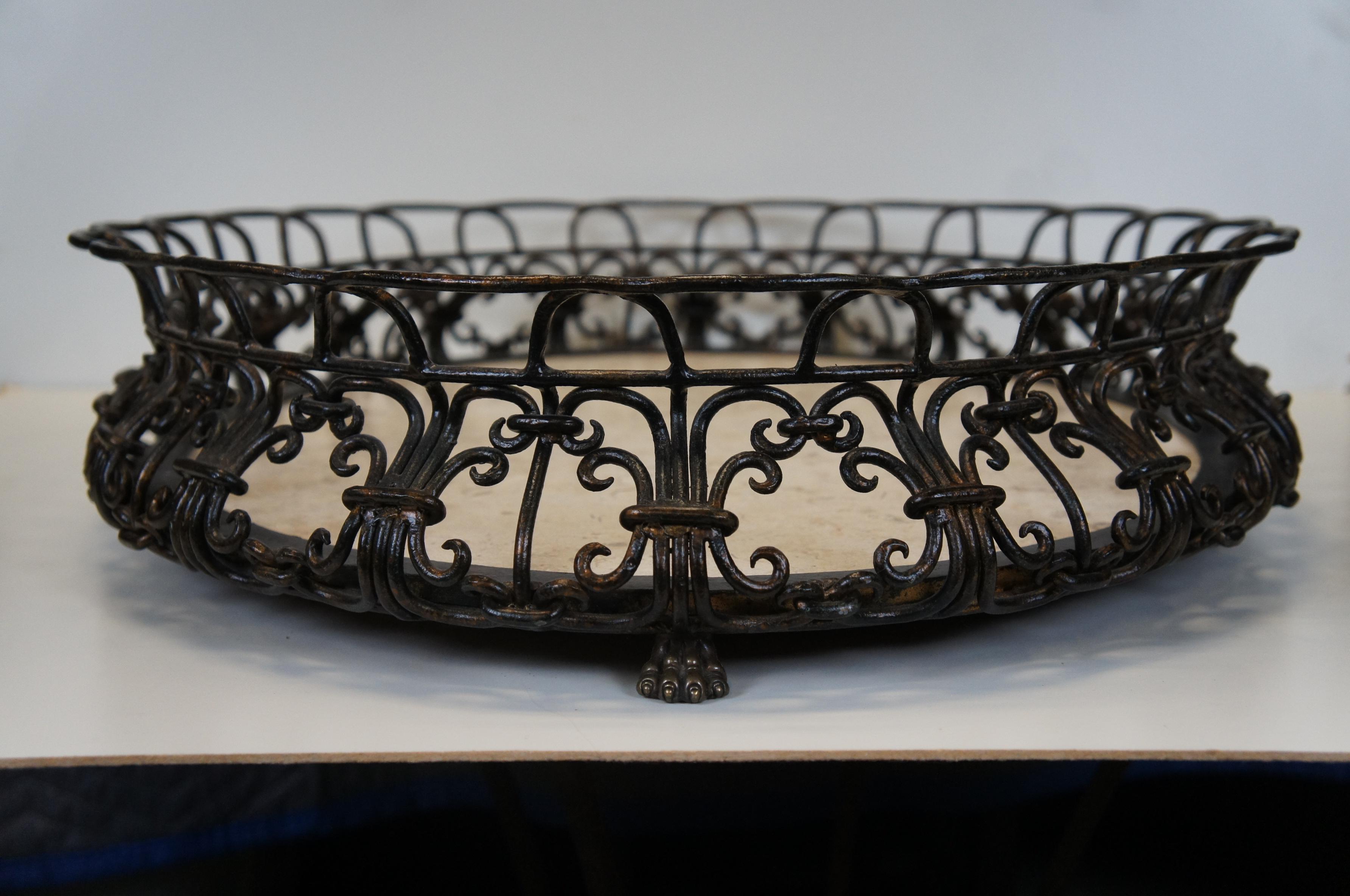 Maitland Smith Galerie de bar en fer forgé de style provincial français & Tavertine Tray 29
