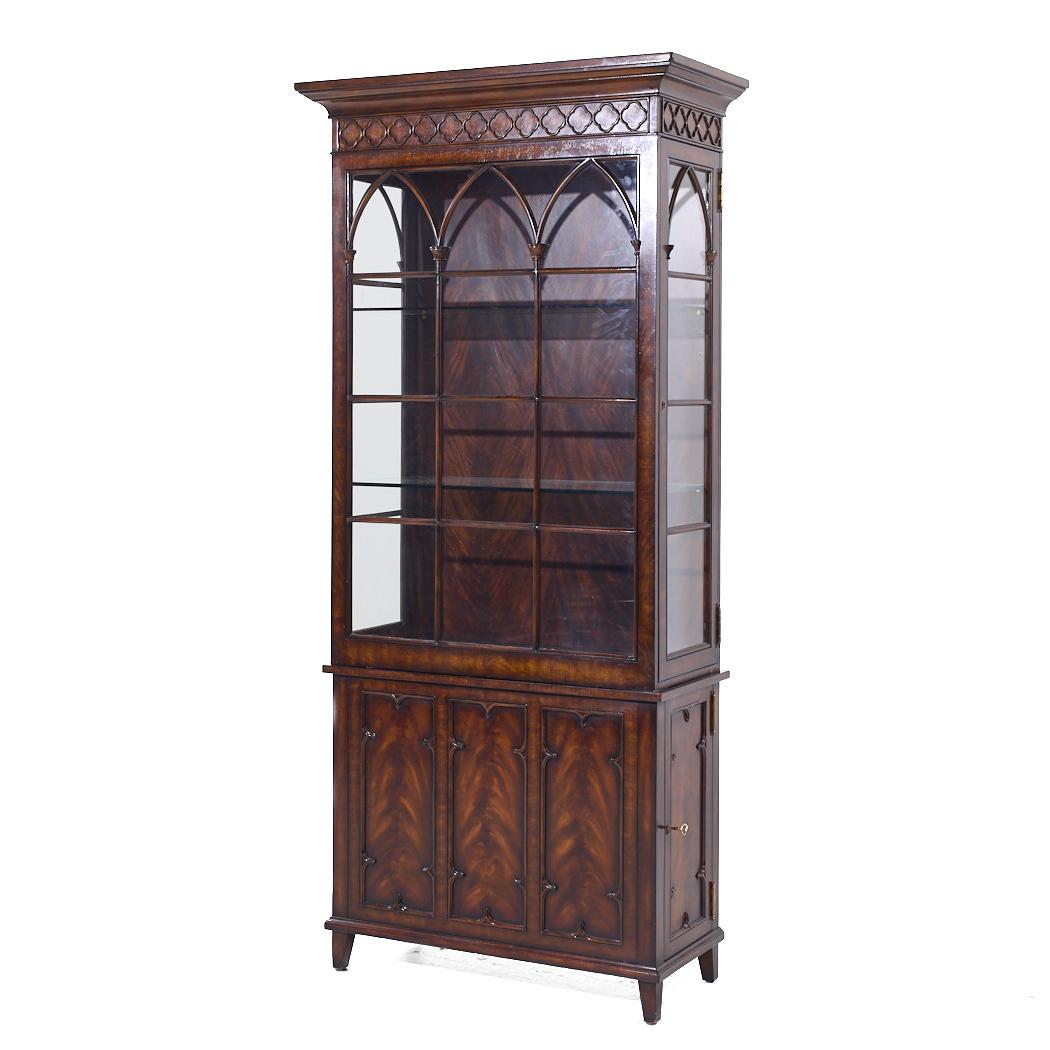 Moderno Mobile libreria in mogano di Maitland Smith Gothic Revival in vendita