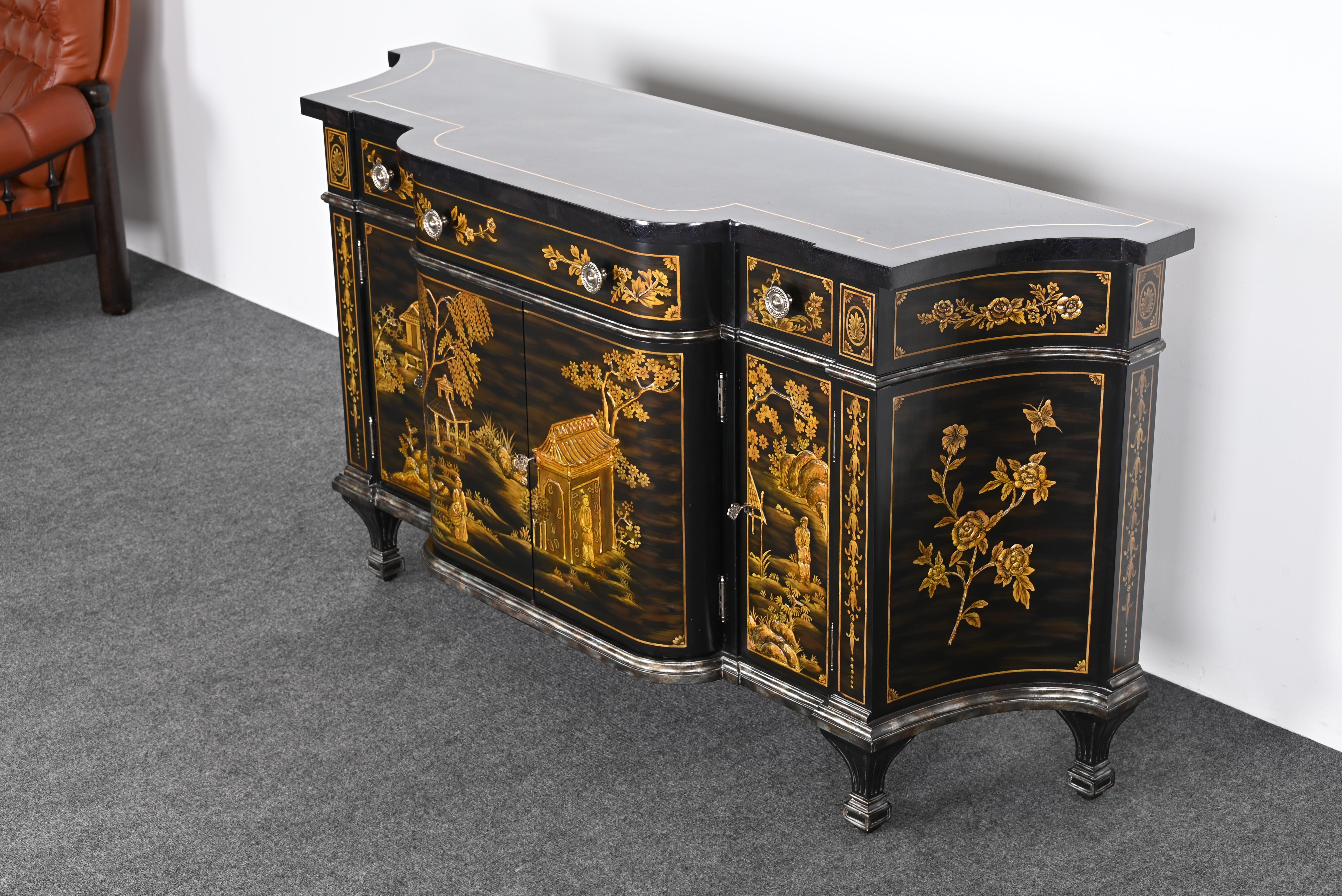 Maitland Smith Hand Painted Chinoiserie Commode or Credenza, 1990s In Good Condition In Hamburg, PA