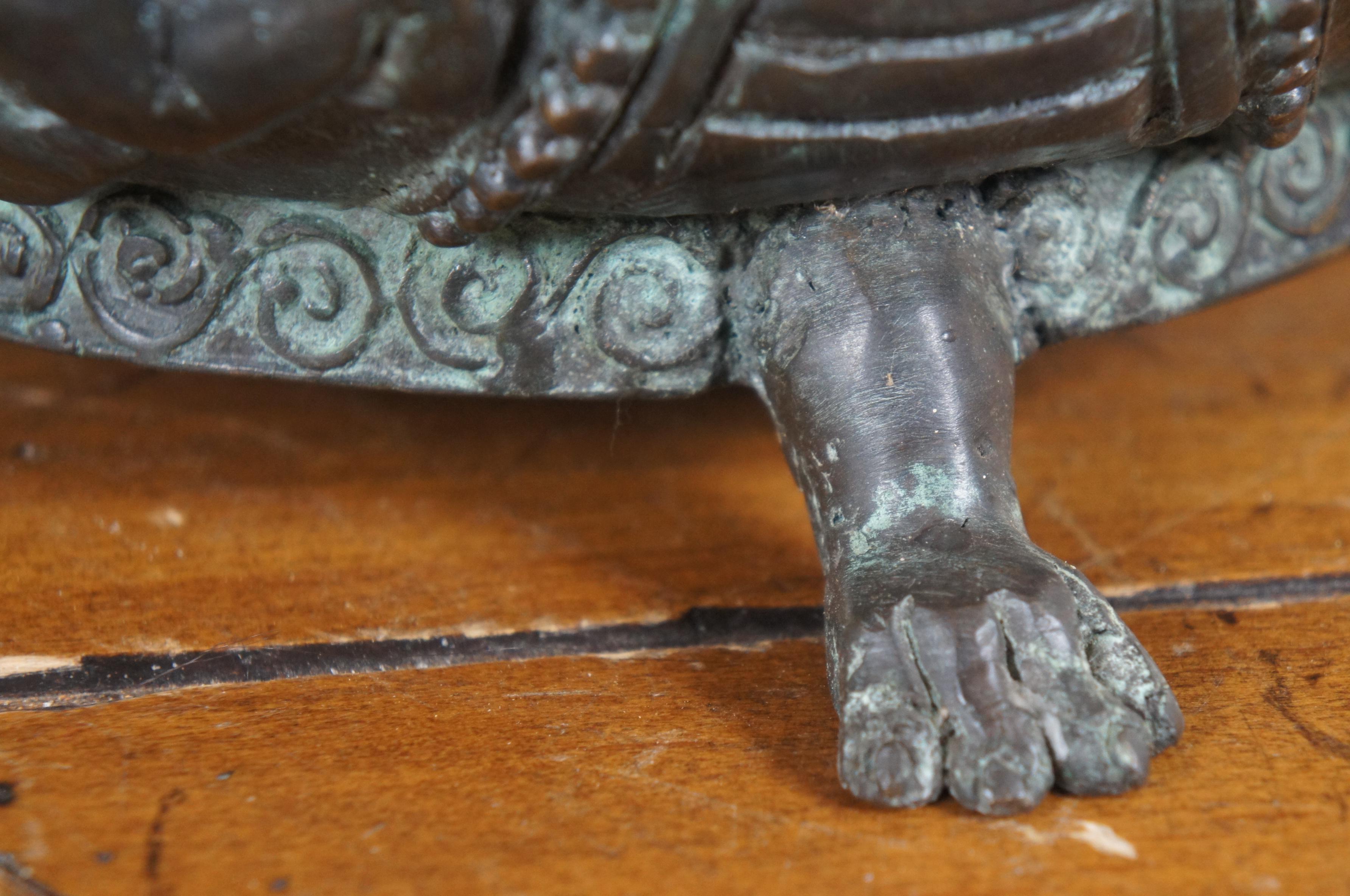 Maitland Smith, scatola per ornamento di girasoli neoclassica in bronzo pesante da 12