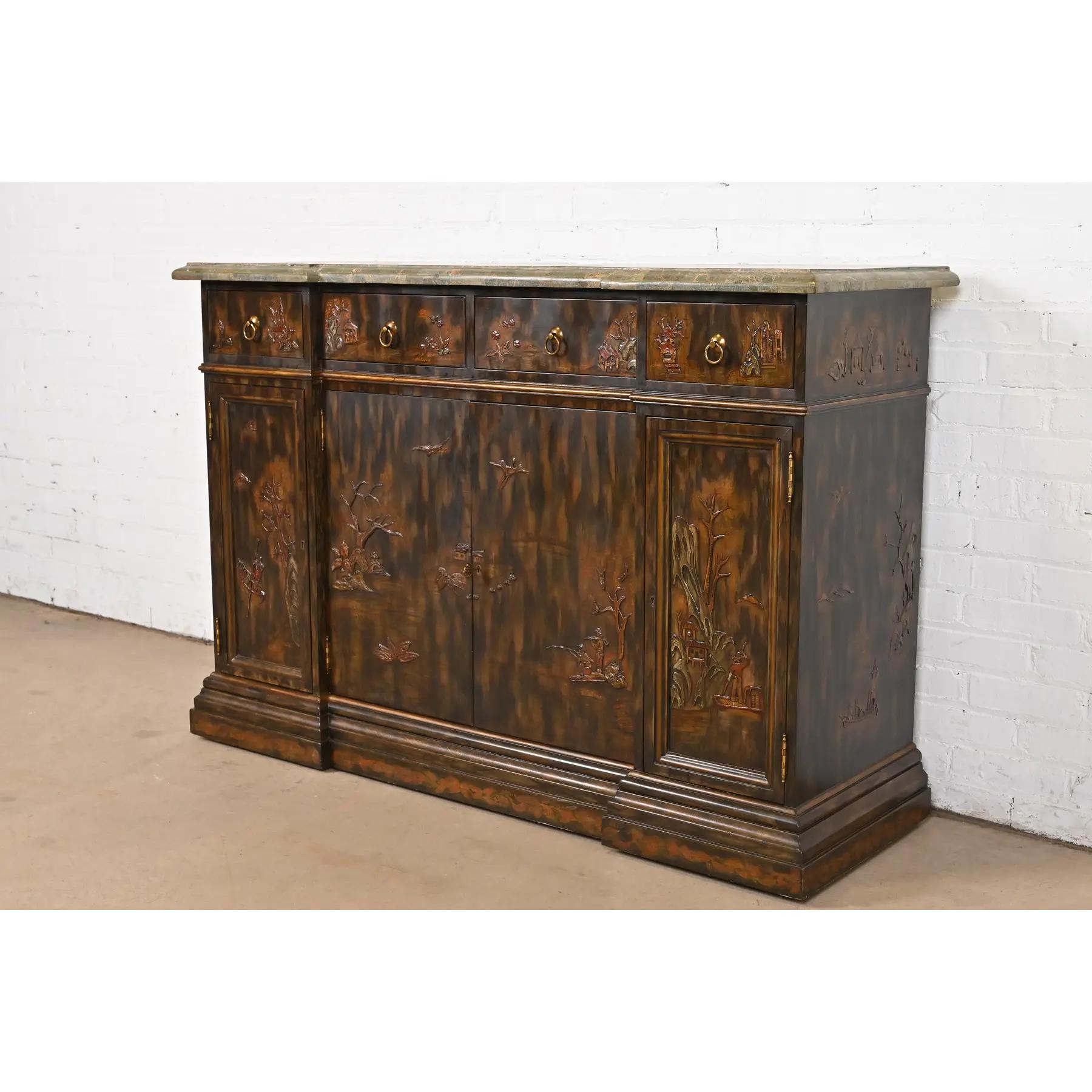 Maitland Smith Hollywood Regency Chinoiserie-Sideboard oder Barschrank mit Marmorplatte im Zustand „Gut“ im Angebot in South Bend, IN