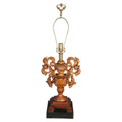 Maitland Smith Lampada in stile barocco italiano in mogano intagliato e tessellato 32"