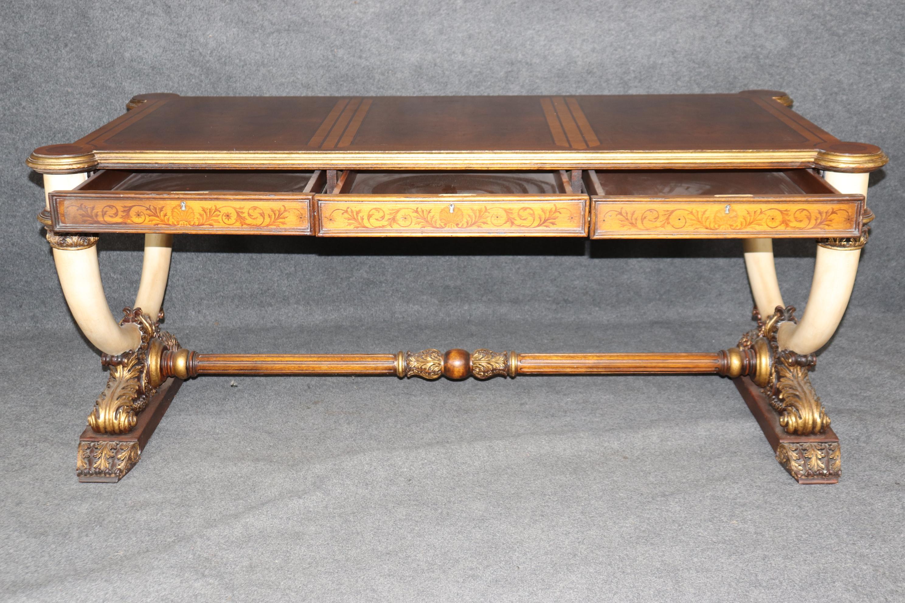 Maitland Smith Ivory Painted Decorated Burled Walnut style Desk Bureau Plat In Good Condition In Swedesboro, NJ