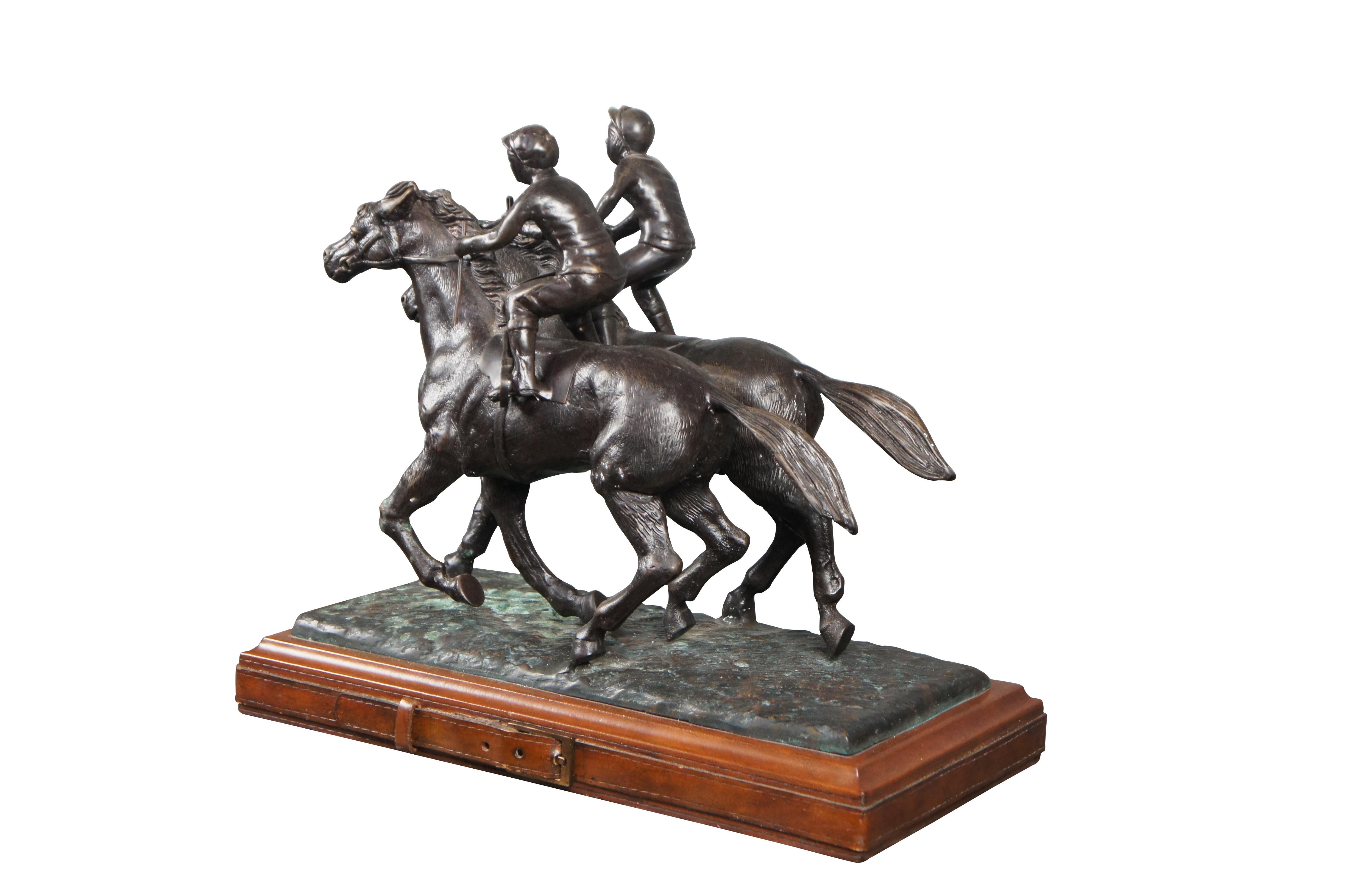 Colonial britannique Statue de course équestre Maitland Smith Jockeys on Horse en bronze 18 pouces en vente