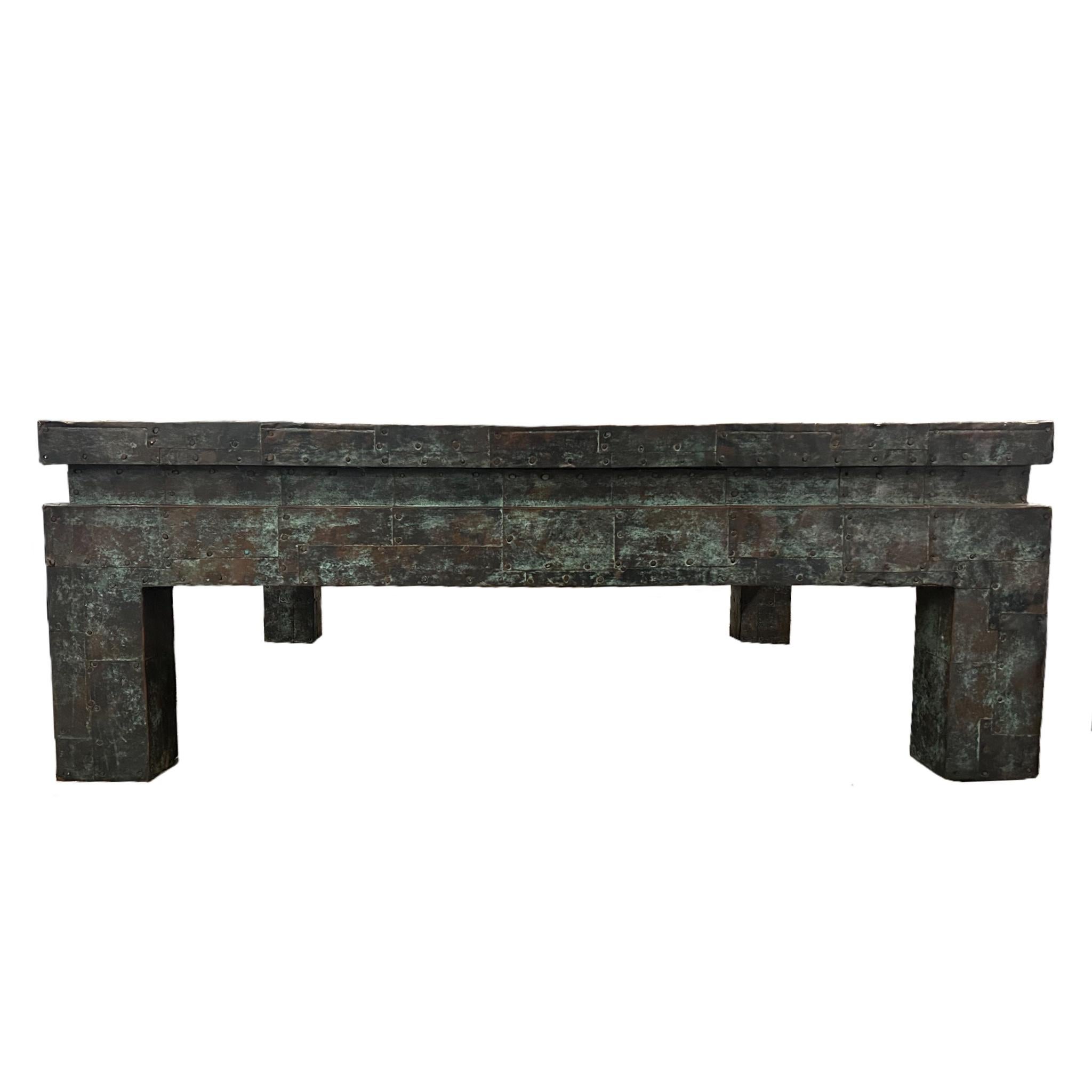 Maitland Smith Large Patchwork Coffee Table

Heavy Patina Throughout



Measurements
  
     Height : 18.25 in
  
     Width : 50 in
  
     Depth : 50 in