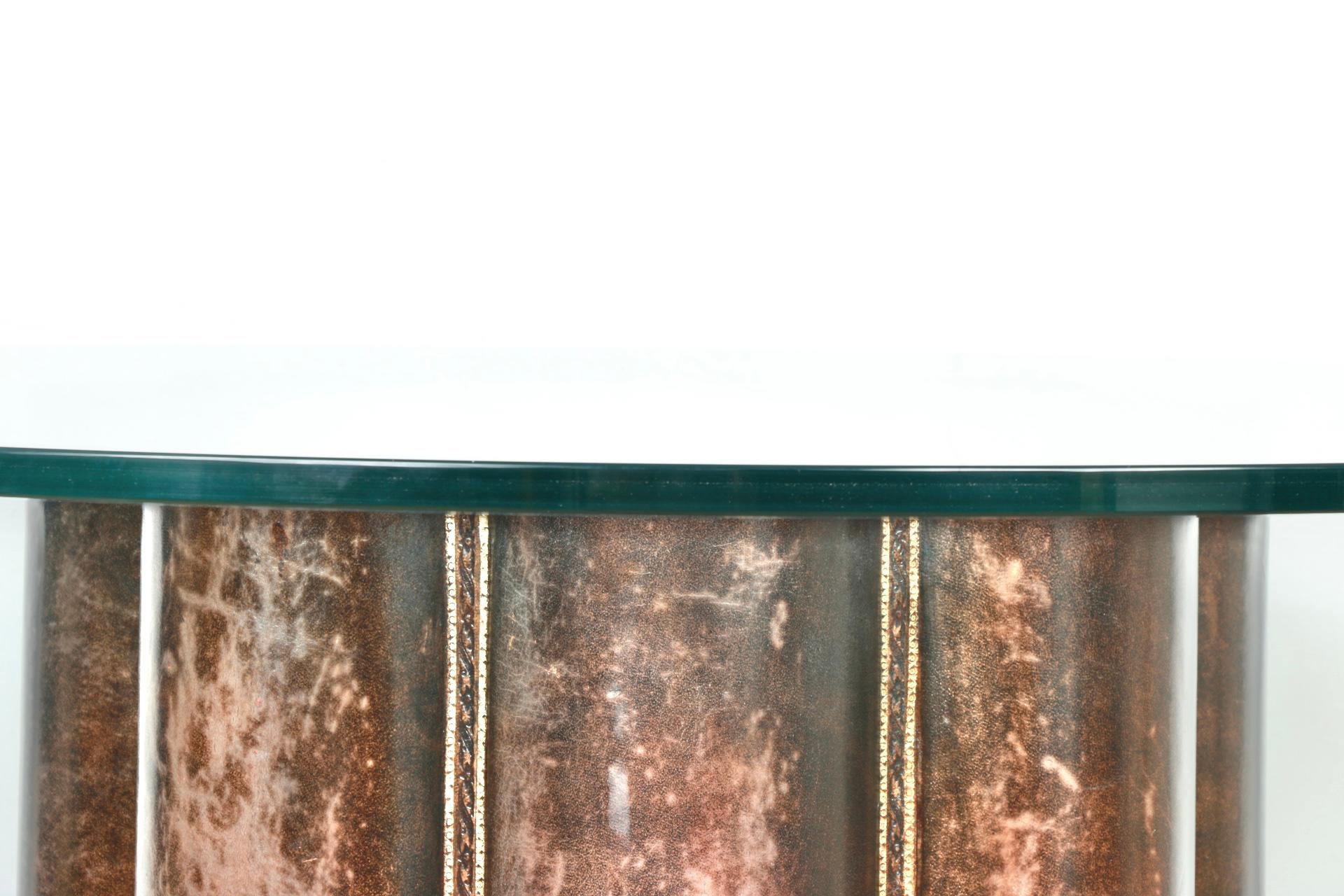 Fin du 20e siècle Table centrale Maitland Smith en cuir et verre en vente