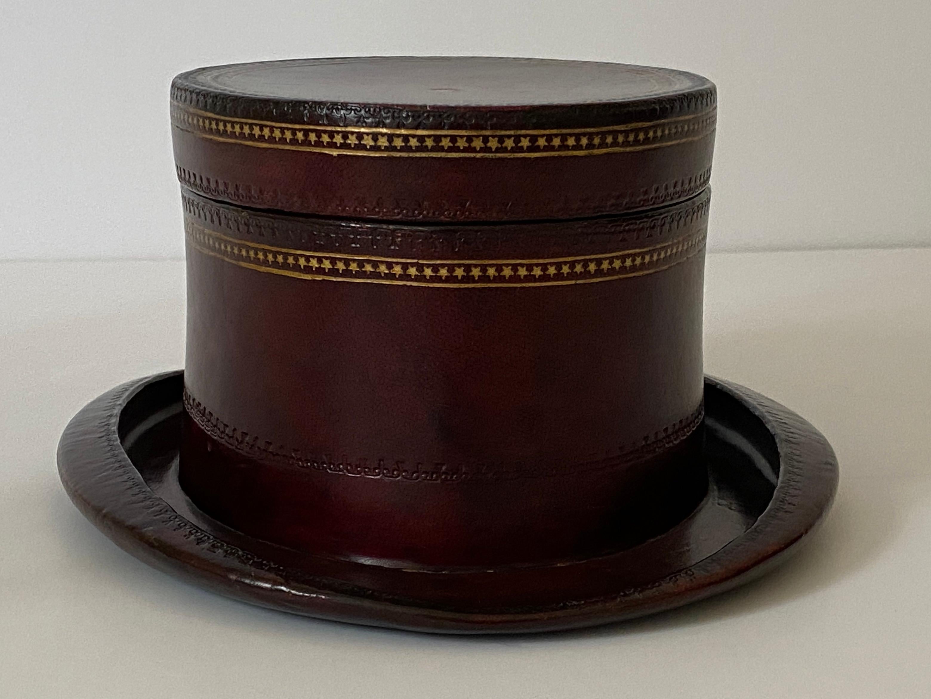 Philippine Maitland Smith Leather Covered Hat-Form Box For Sale