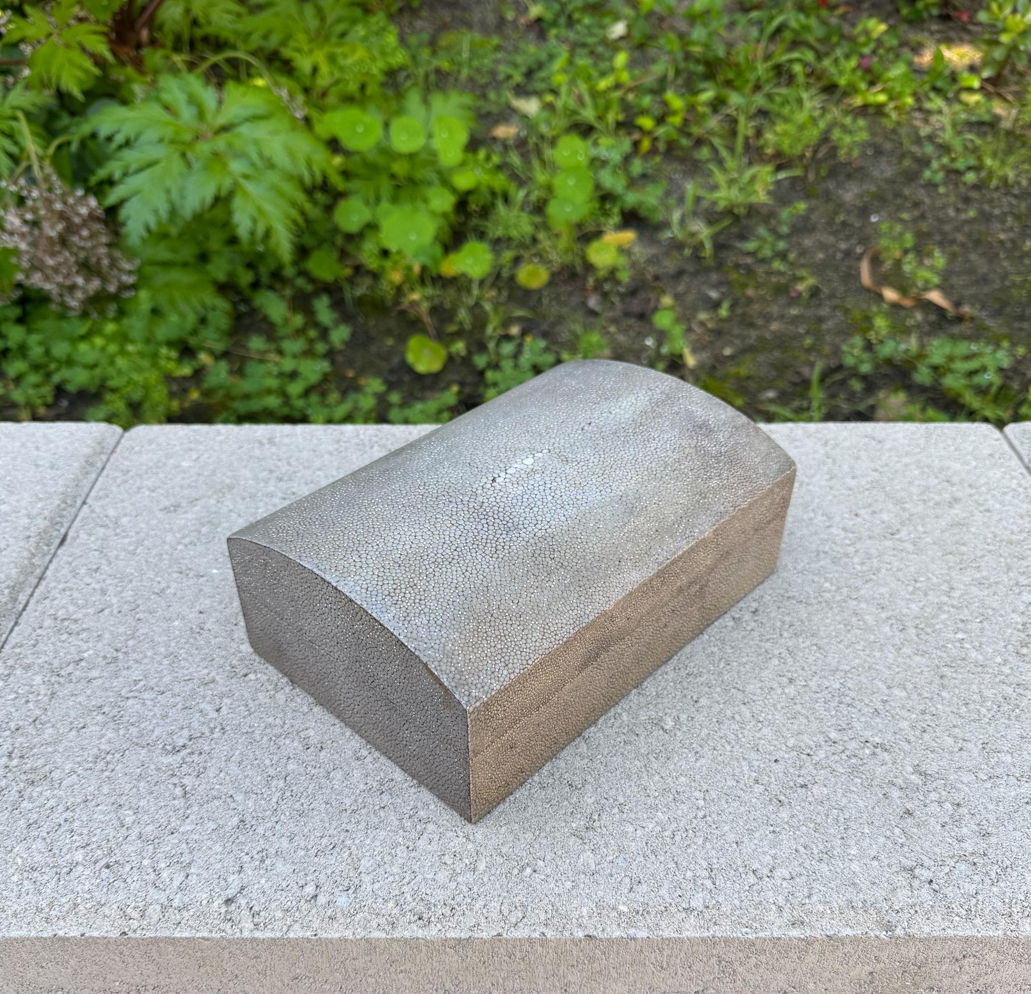 Caja de piel de zapa con tapa Maitland Smith, c.1985 Zapa en venta