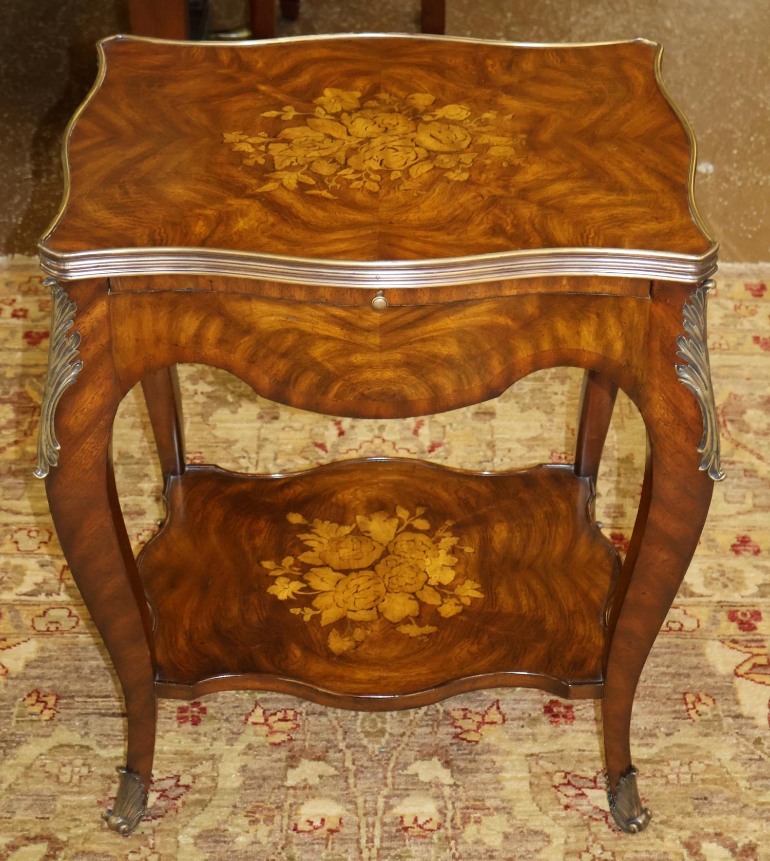 Philippine Maitland Smith Louis XV Style Mahogany Ormolu Mounted Cocktail End Table For Sale