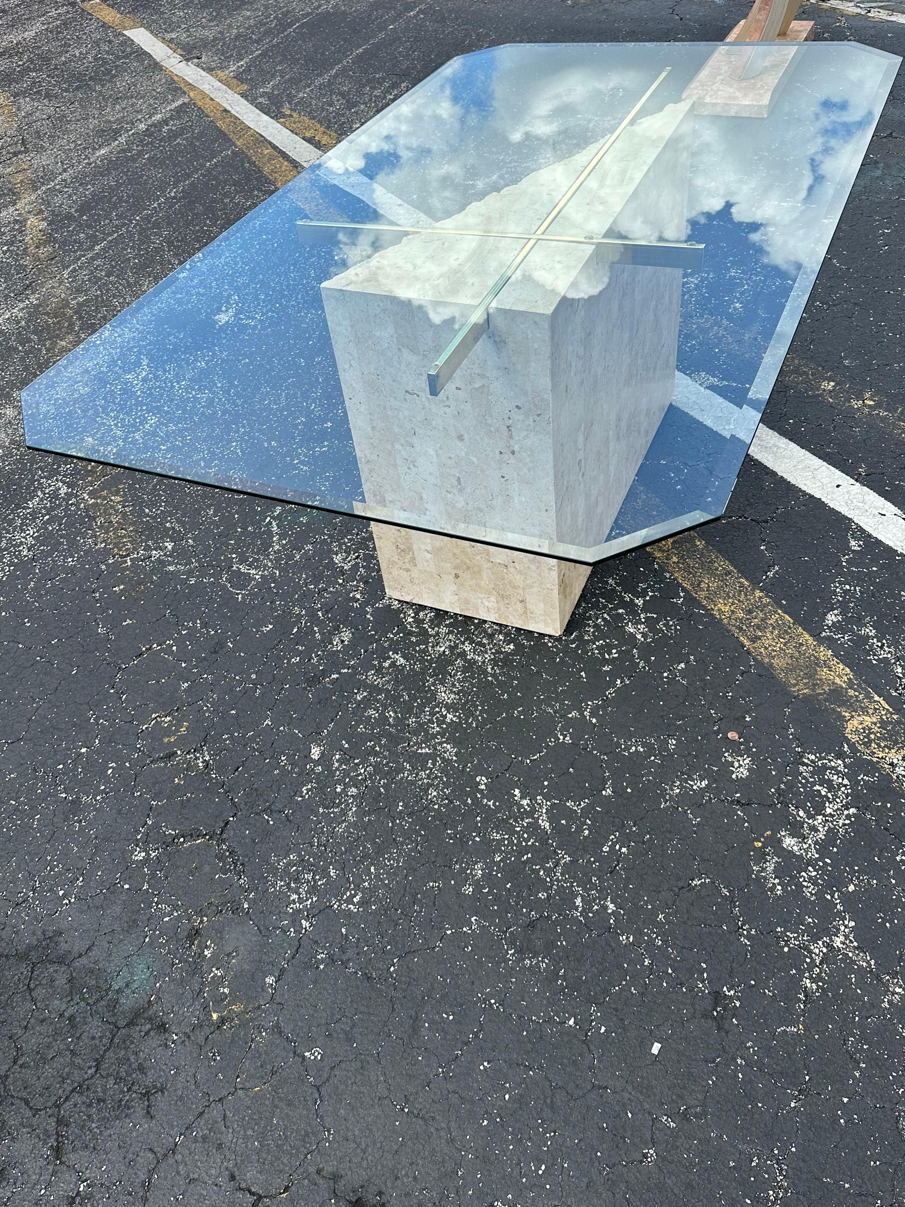 Table de salle à manger Maitland Smith Mactan en laiton tessellé des années 1980 en vente 2