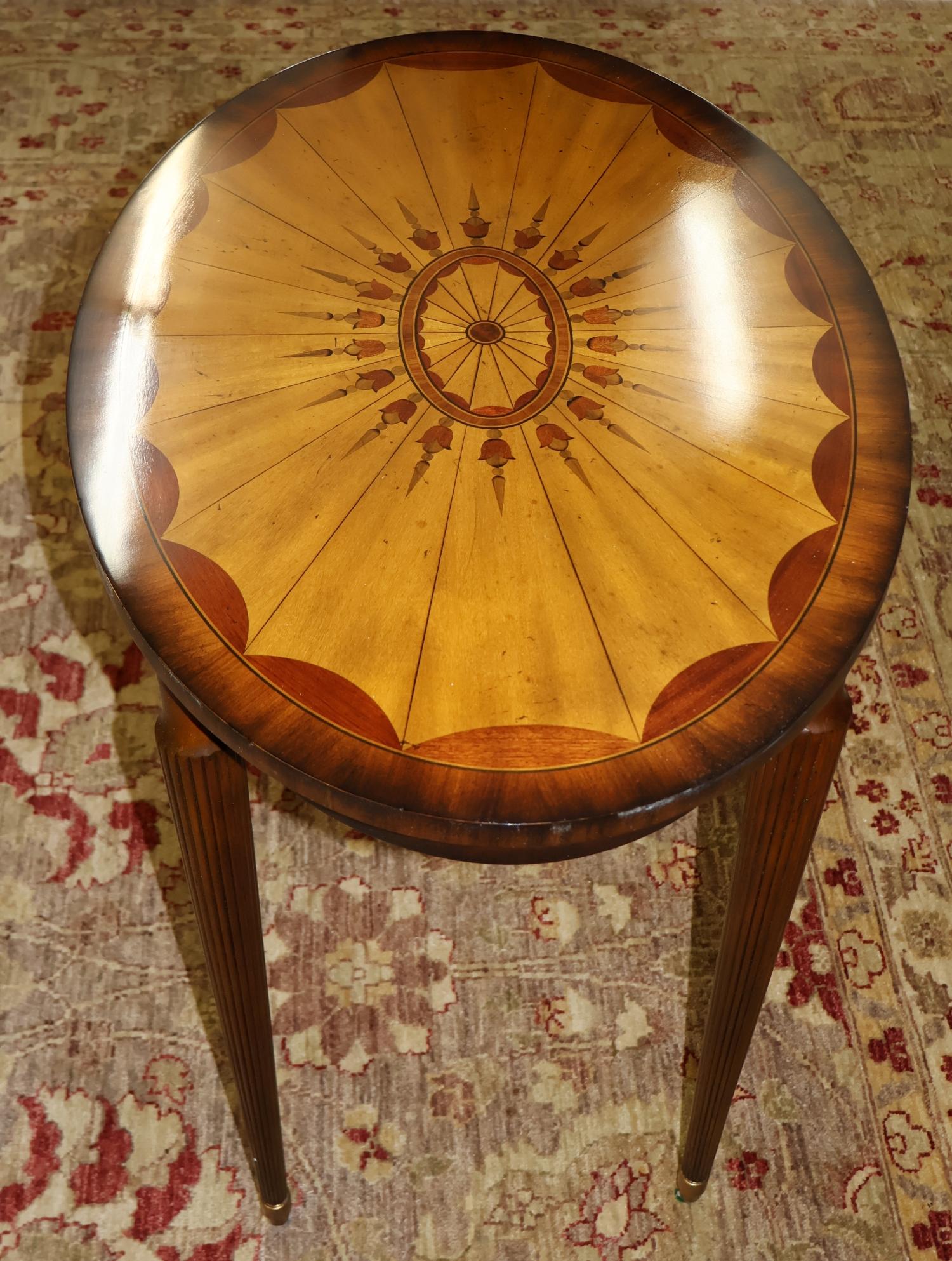 Maitland Smith Mahogany And Satinwood Inlaid Regency Style Cocktail End Table For Sale 2