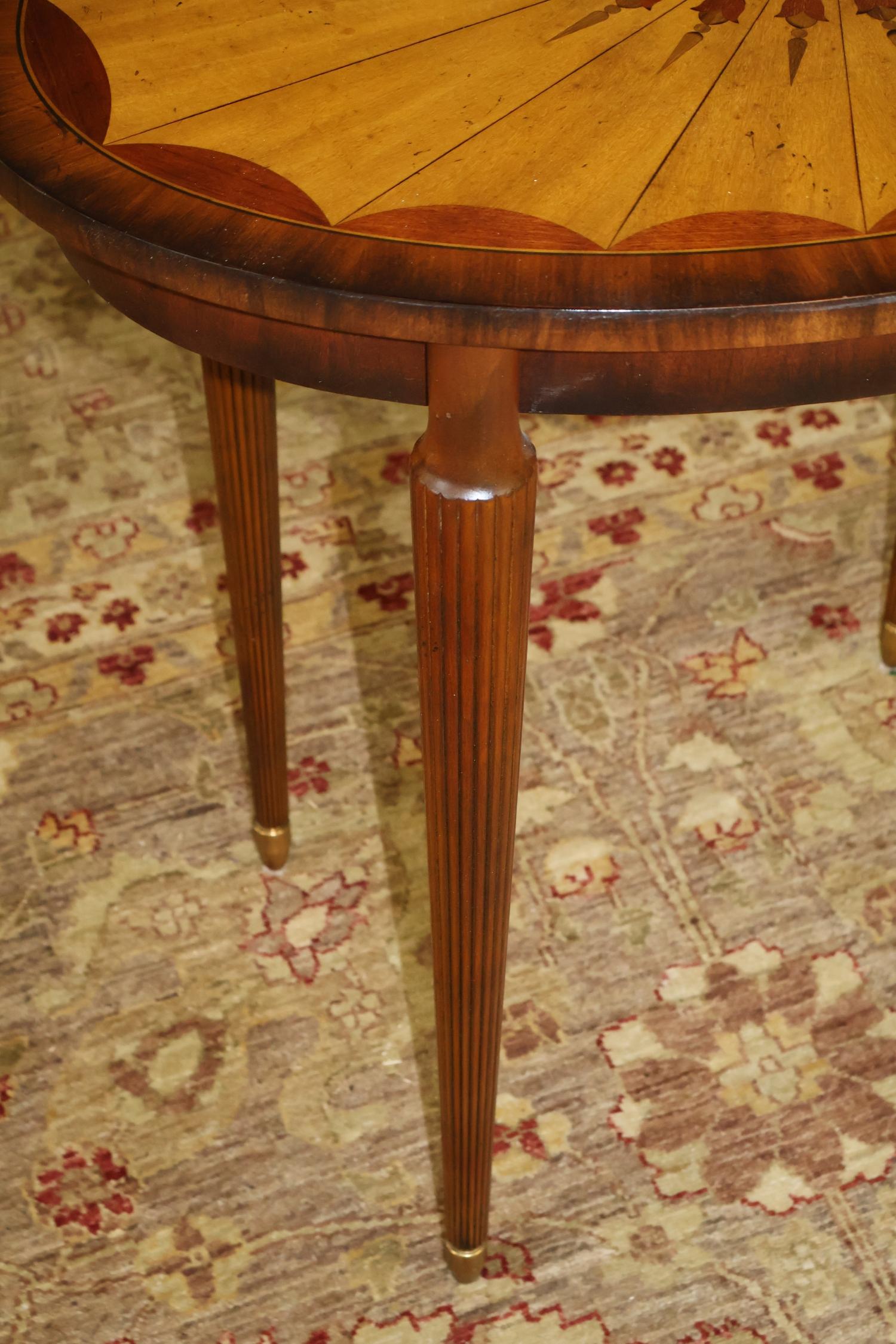 Maitland Smith Mahogany And Satinwood Inlaid Regency Style Cocktail End Table For Sale 4