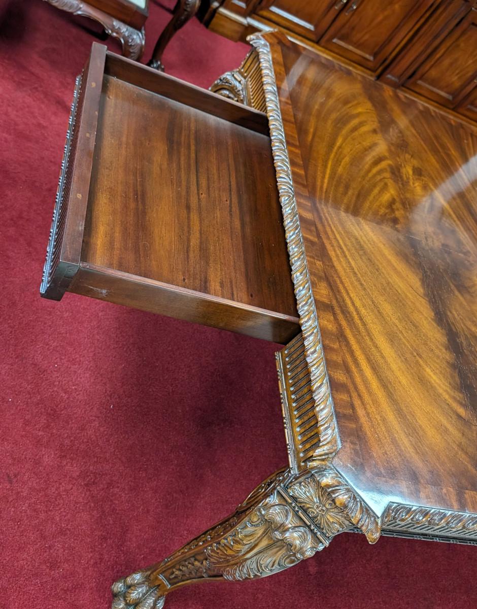 Maitland Smith Mahogany Chippendale Style Dining Table For Sale 1