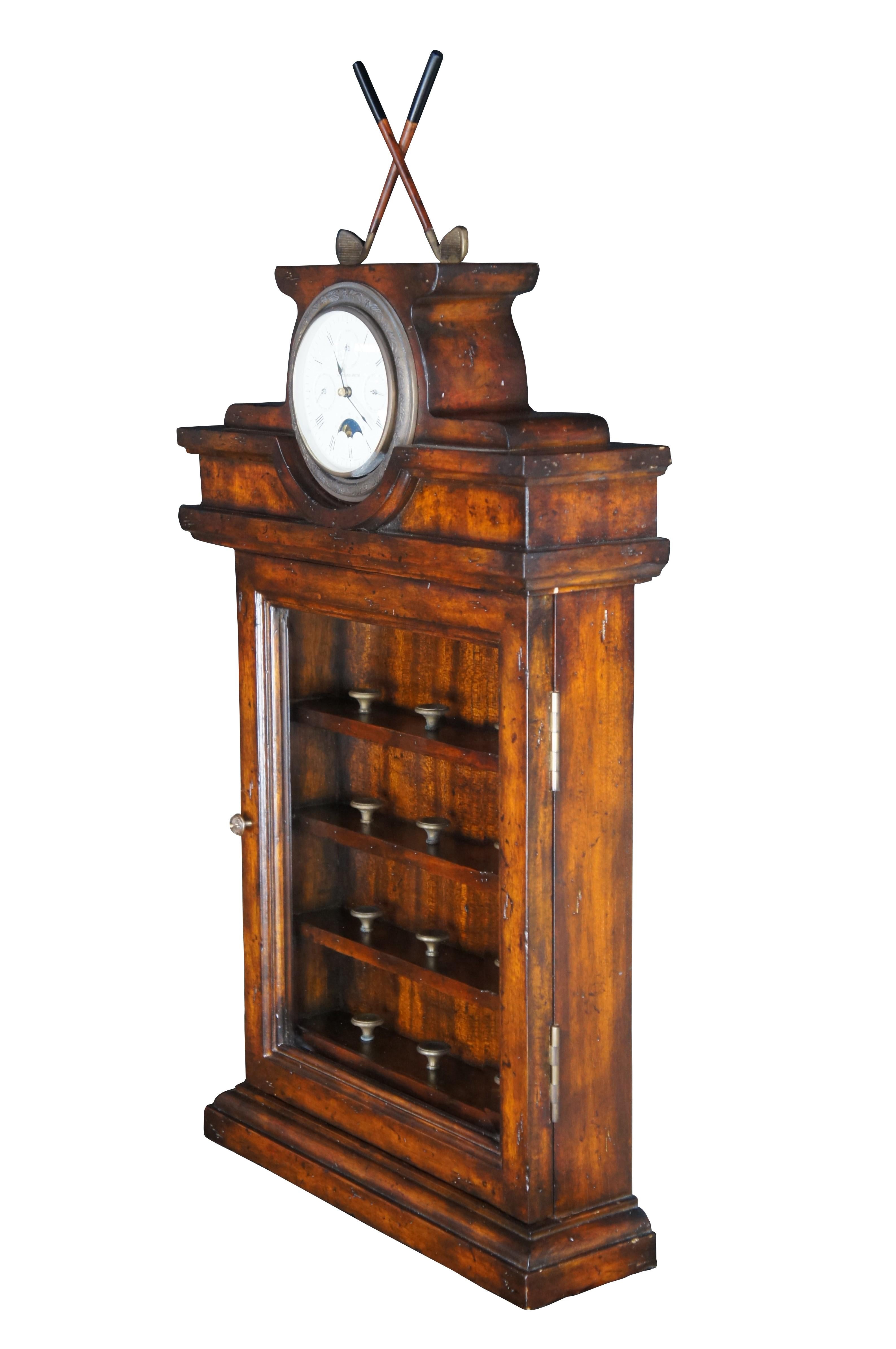 Maitland Smith Reloj alemán de caoba Curio Golf Ball Display Wall Cabinet Case Colonial británico en venta