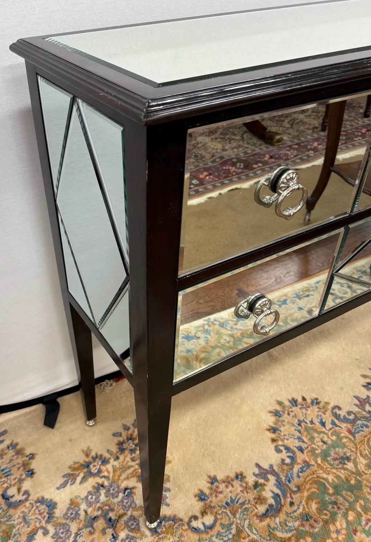 Maitland Smith Mirrored Dry Bar Console Table Sideboard Chest In Good Condition For Sale In West Hartford, CT