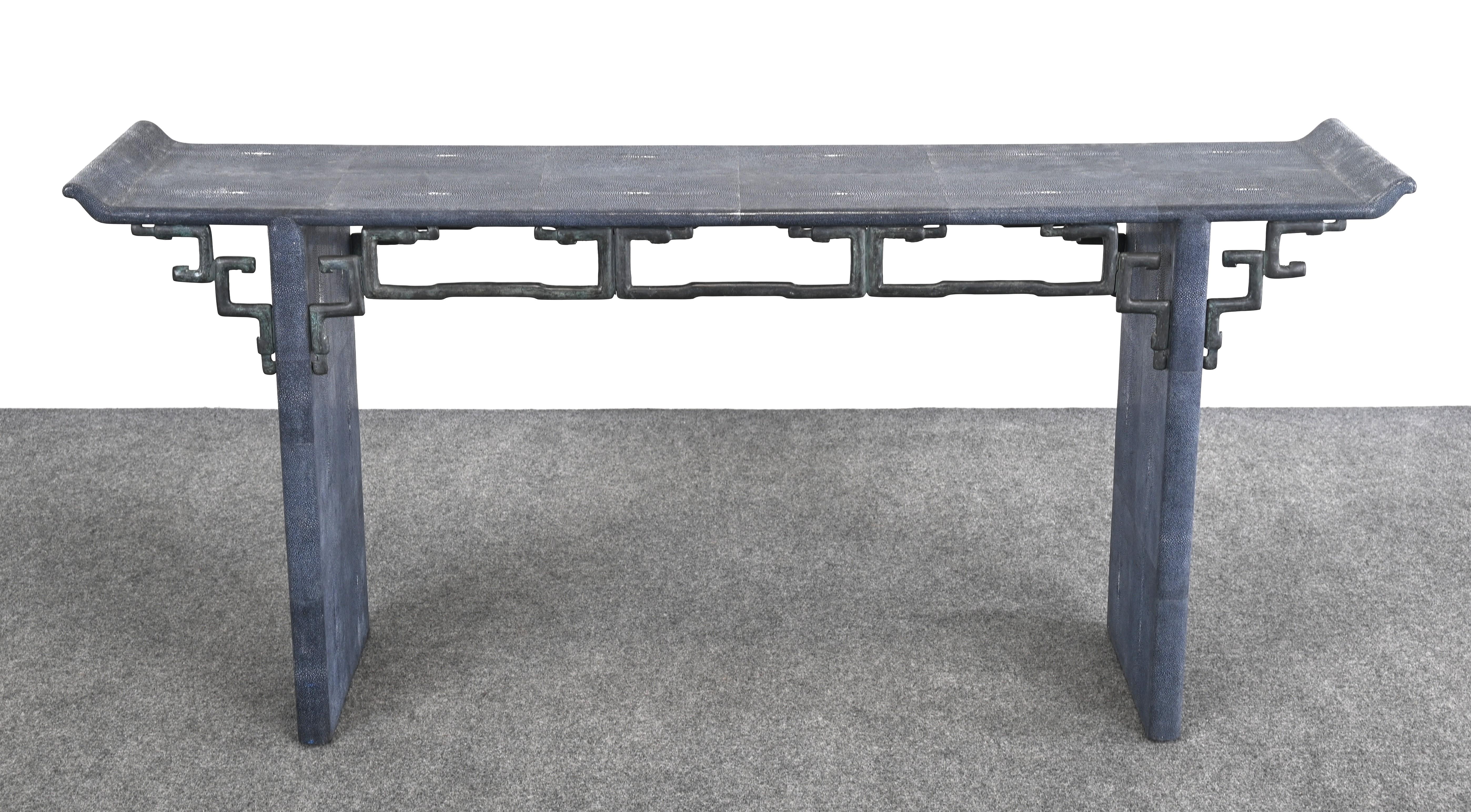 Maitland Smith Modern Altar or Console Table in Faux Shagreen, 20th Century In Good Condition For Sale In Hamburg, PA