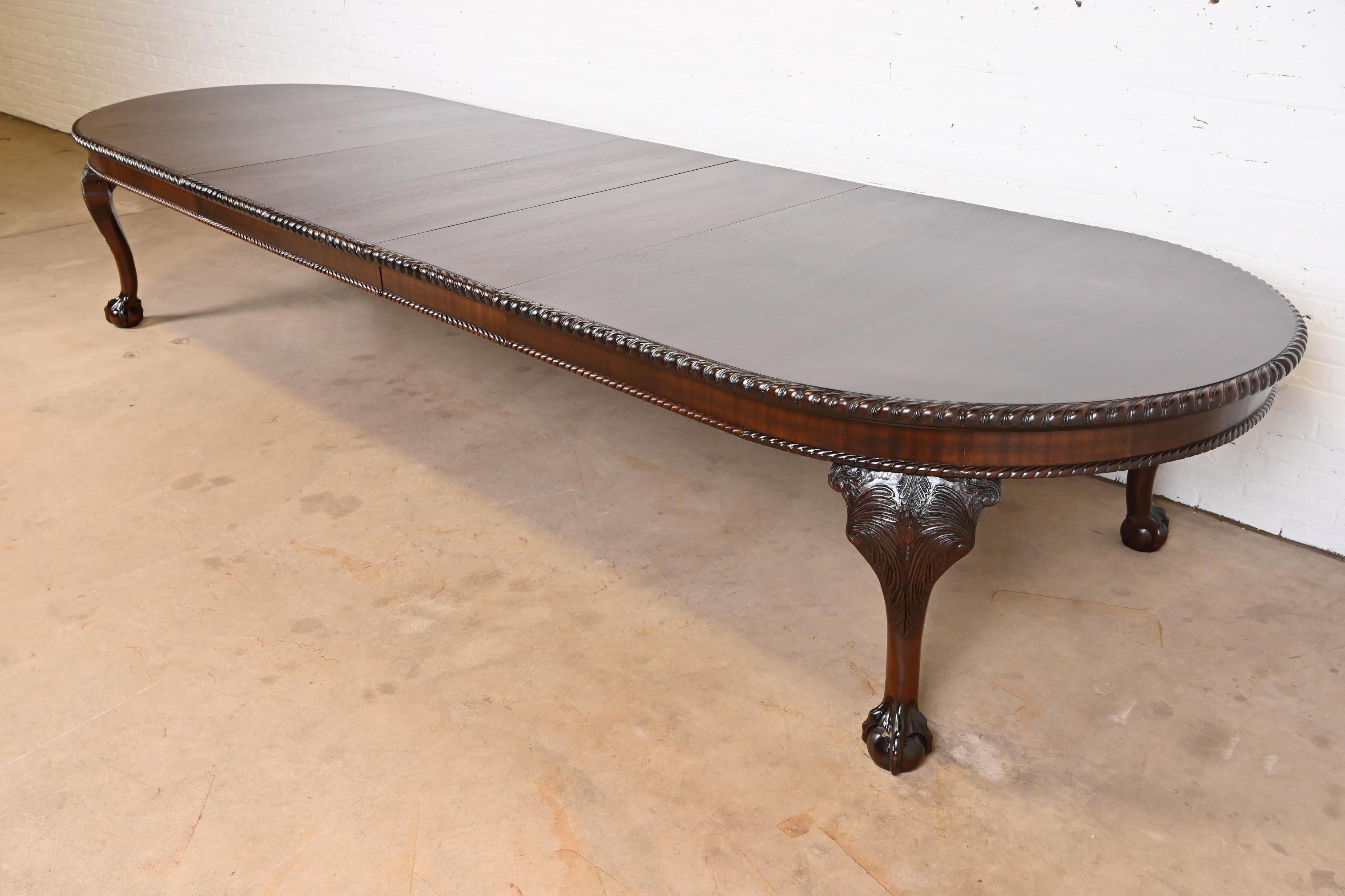Maitland Smith Monumental Chippendale Carved Mahogany Dining Table, Refinished For Sale 7