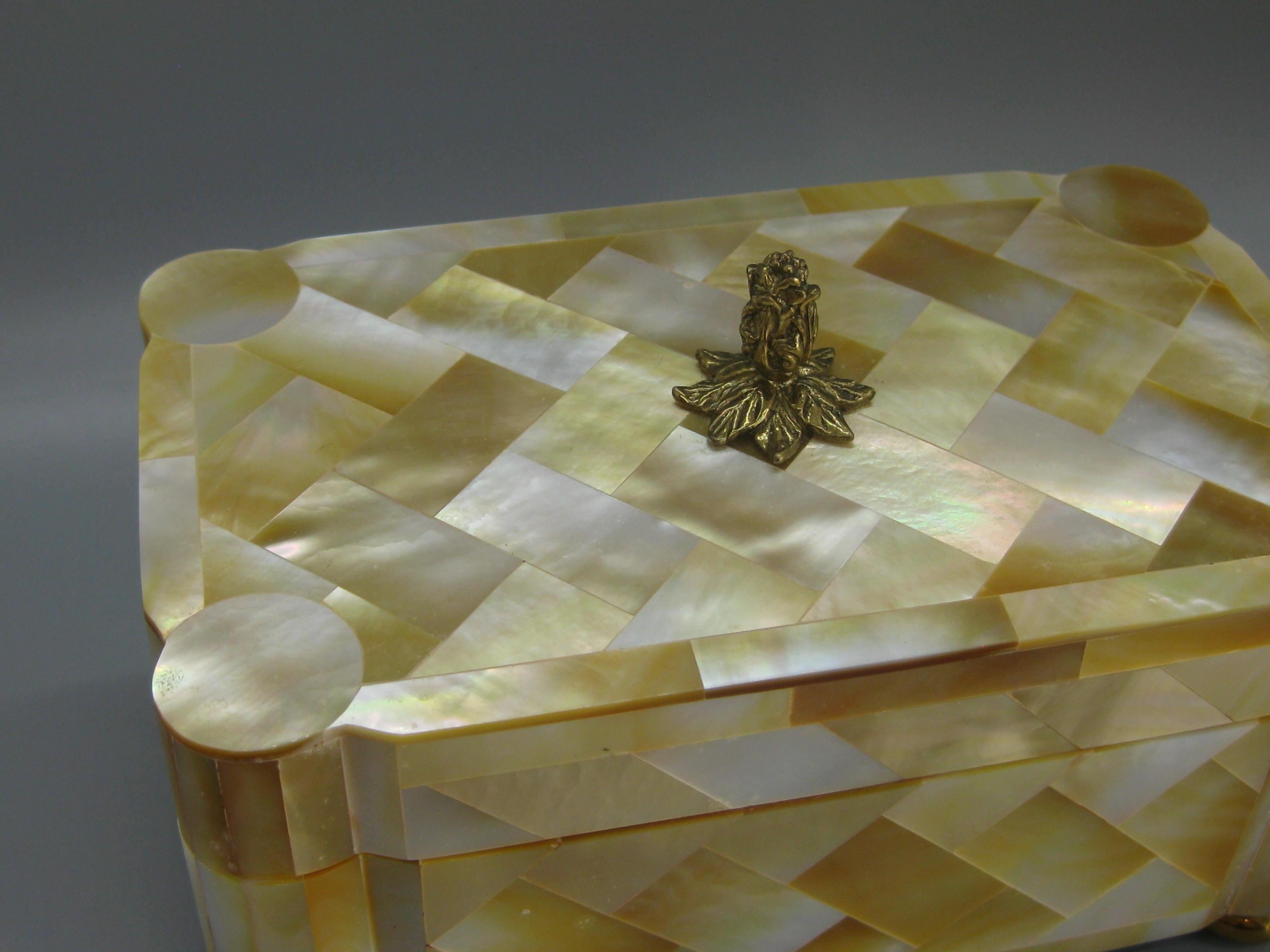 Mother-of-Pearl Maitland Smith Mother of Pearl and Brass Tessellated Decorative Wood Stash Box