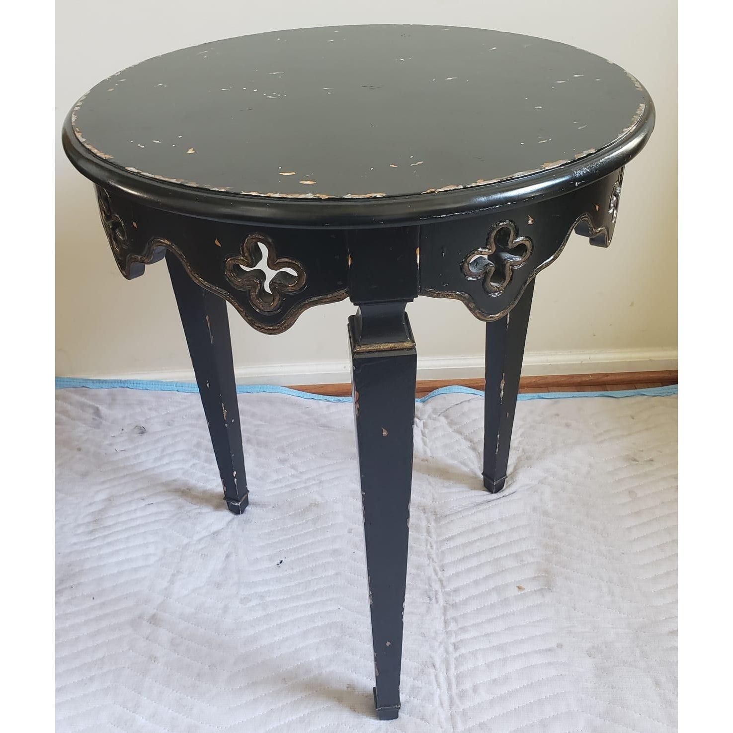North American Maitland Smith Occasional Distressed Painted Side Table Center Table For Sale