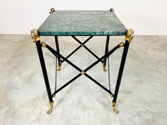 Table d'appoint en marbre vert-de-gris de style campagne de Maitland Smith Regency