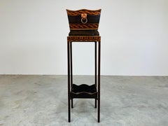 Maitland Smith Regency Style Schwarz & Gold Tole Metall Pflanzer oder Pflanzenständer