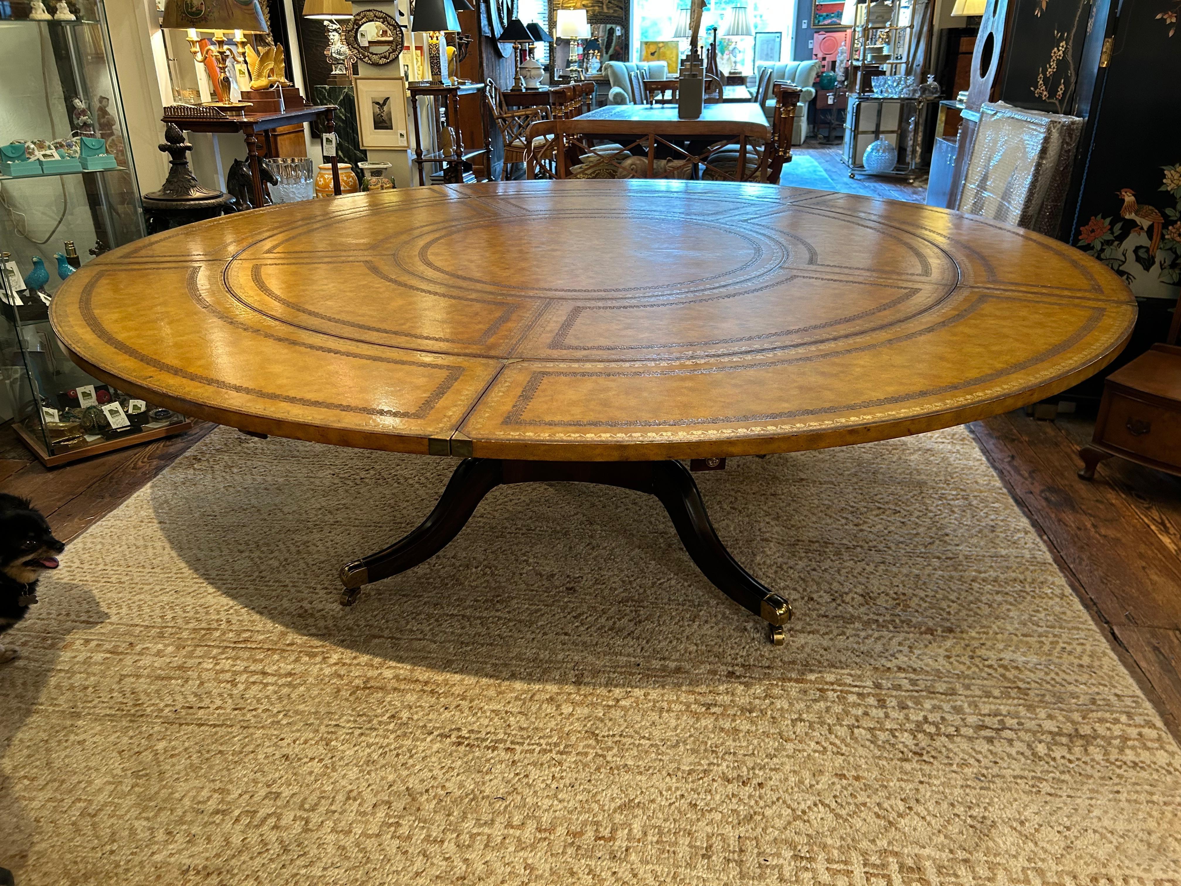 Maitland Smith Round Tooled Leather & Mahogany Extension Dining Center Table For Sale 3