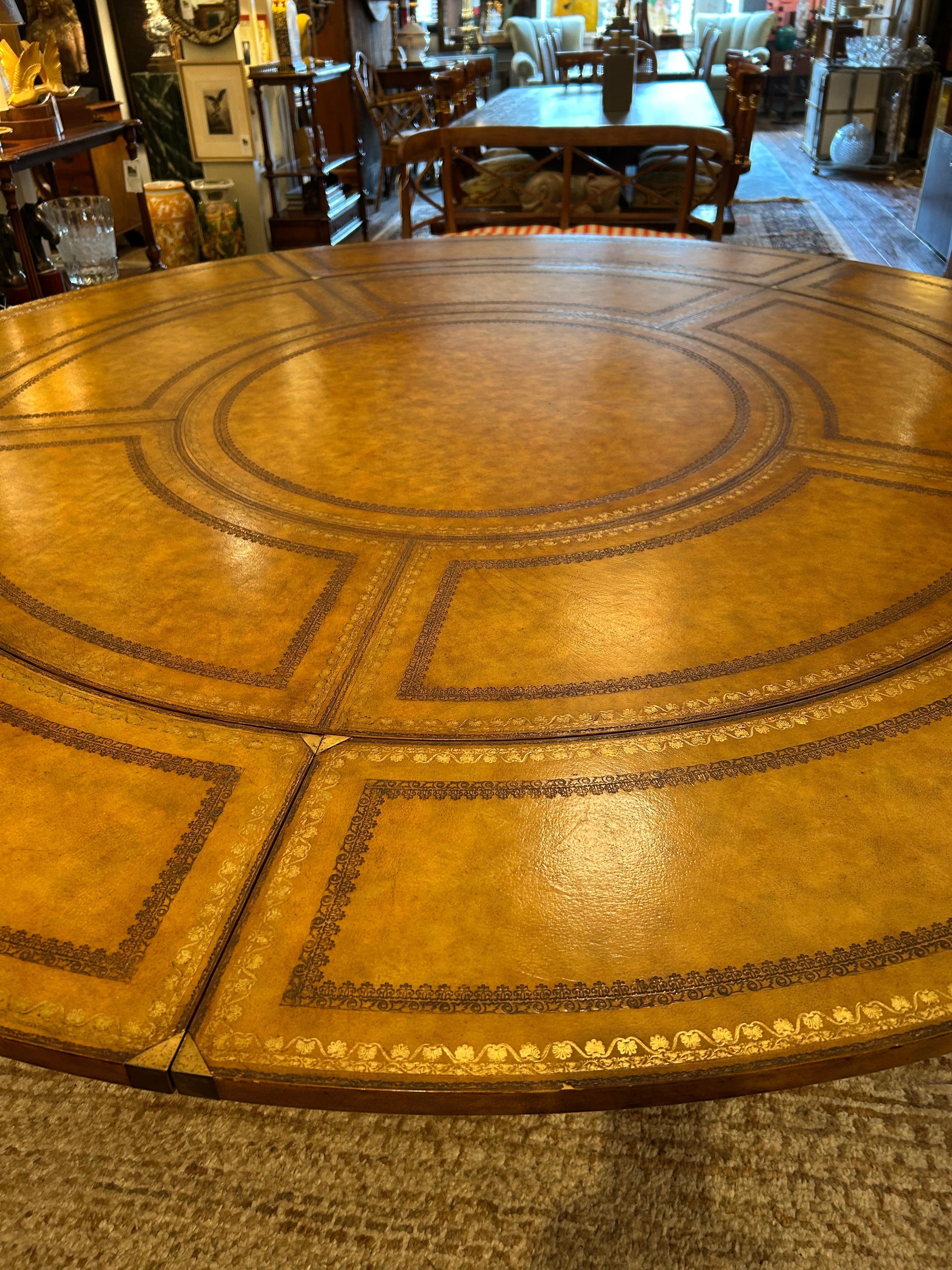 Georgian Maitland Smith Round Tooled Leather & Mahogany Extension Dining Center Table For Sale