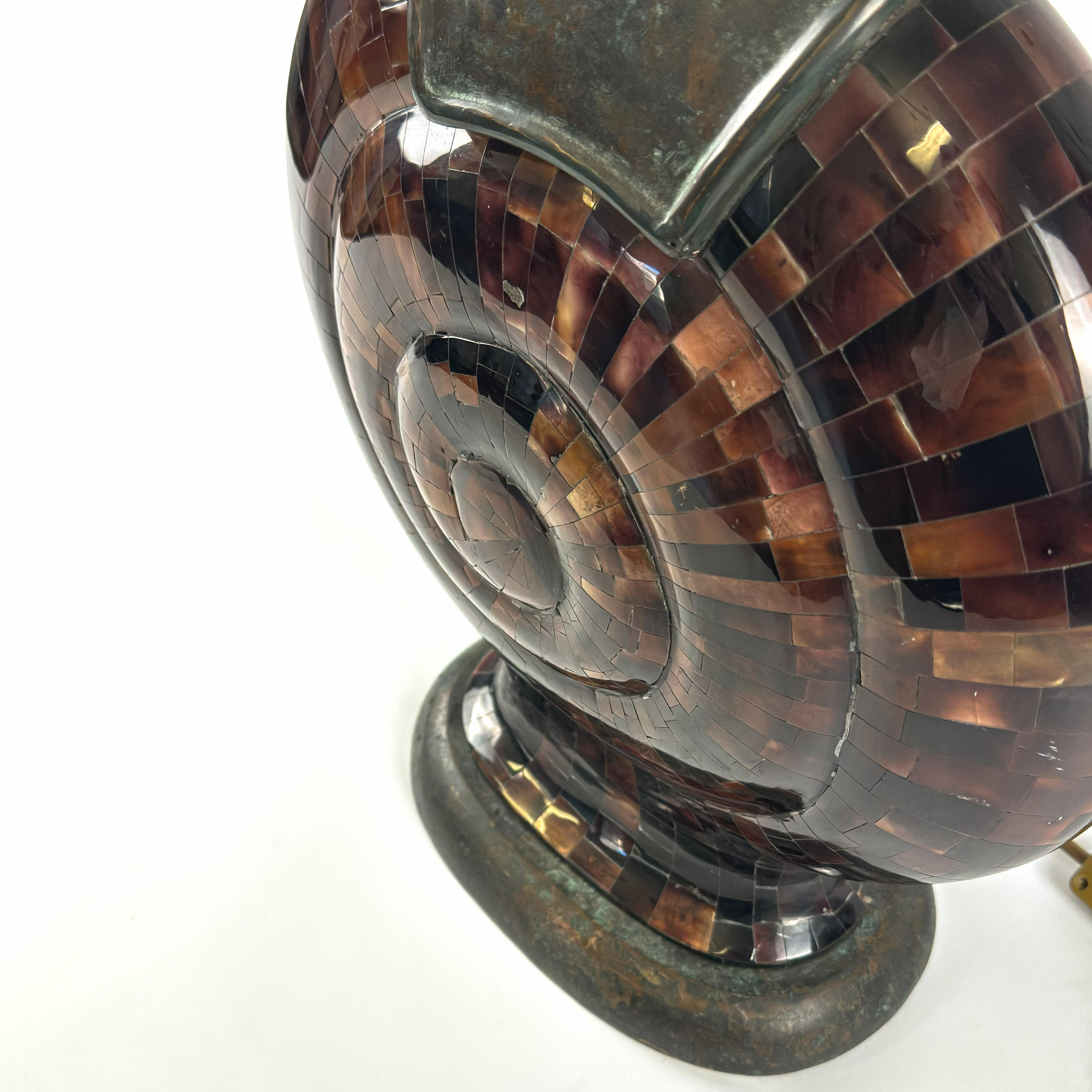 Maitland-Smith Pen Shell and Patinated Bronze Snail Table Lamp, c. 1980s For Sale 2