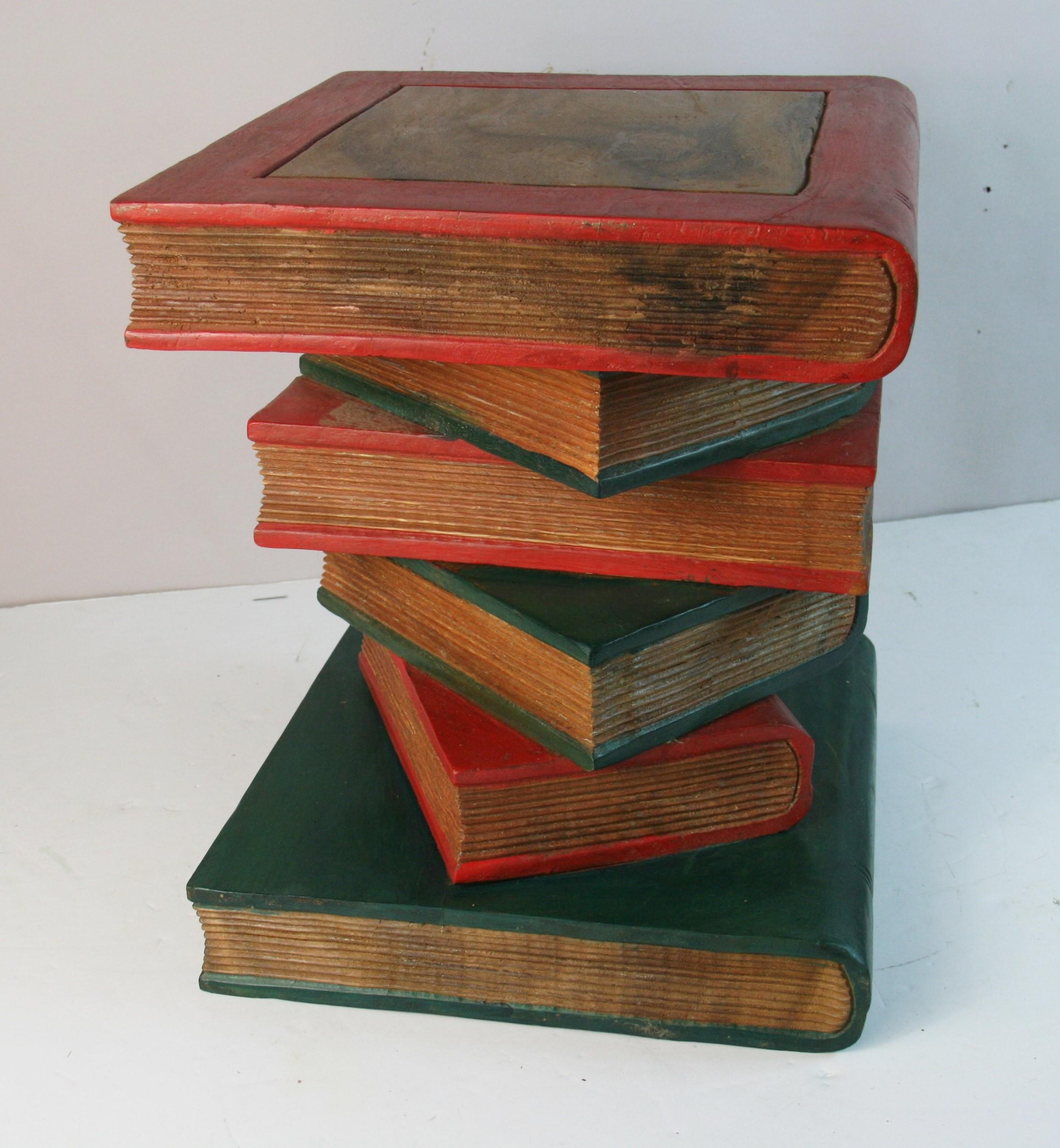 Maitland Smith Mesa auxiliar para libros apilados de madera maciza en Bueno estado para la venta en Douglas Manor, NY