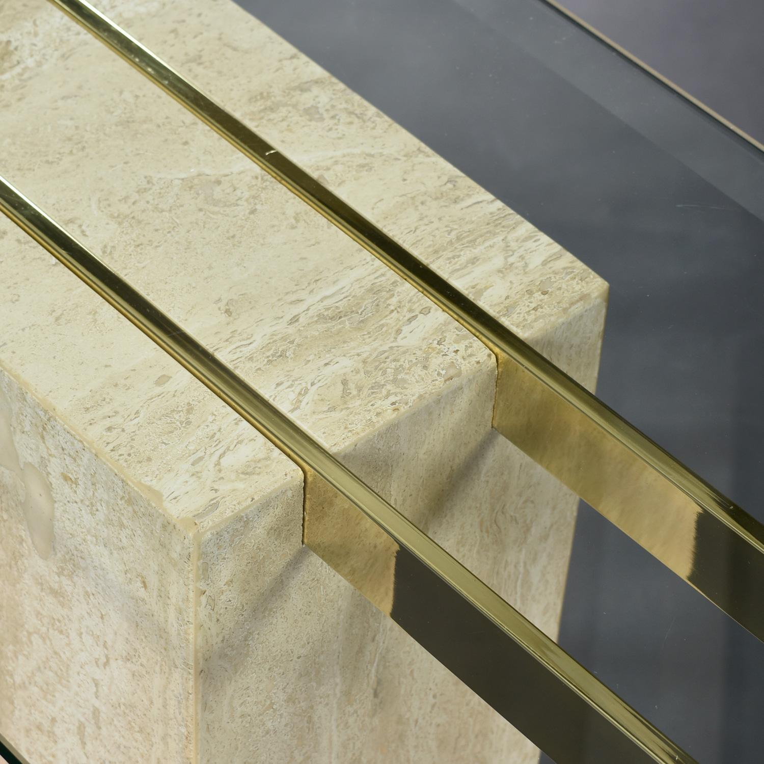 Maitland-Smith Style Brass and Glass Travertine Stone Pedestal Console Table en vente 3