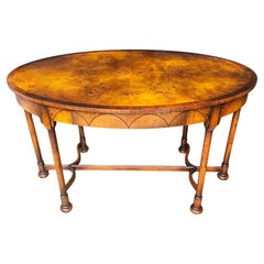 Table de bibliothèque/table centrale Theodore Alexander en bois fruitiers mélangés avec plateaux coulissants