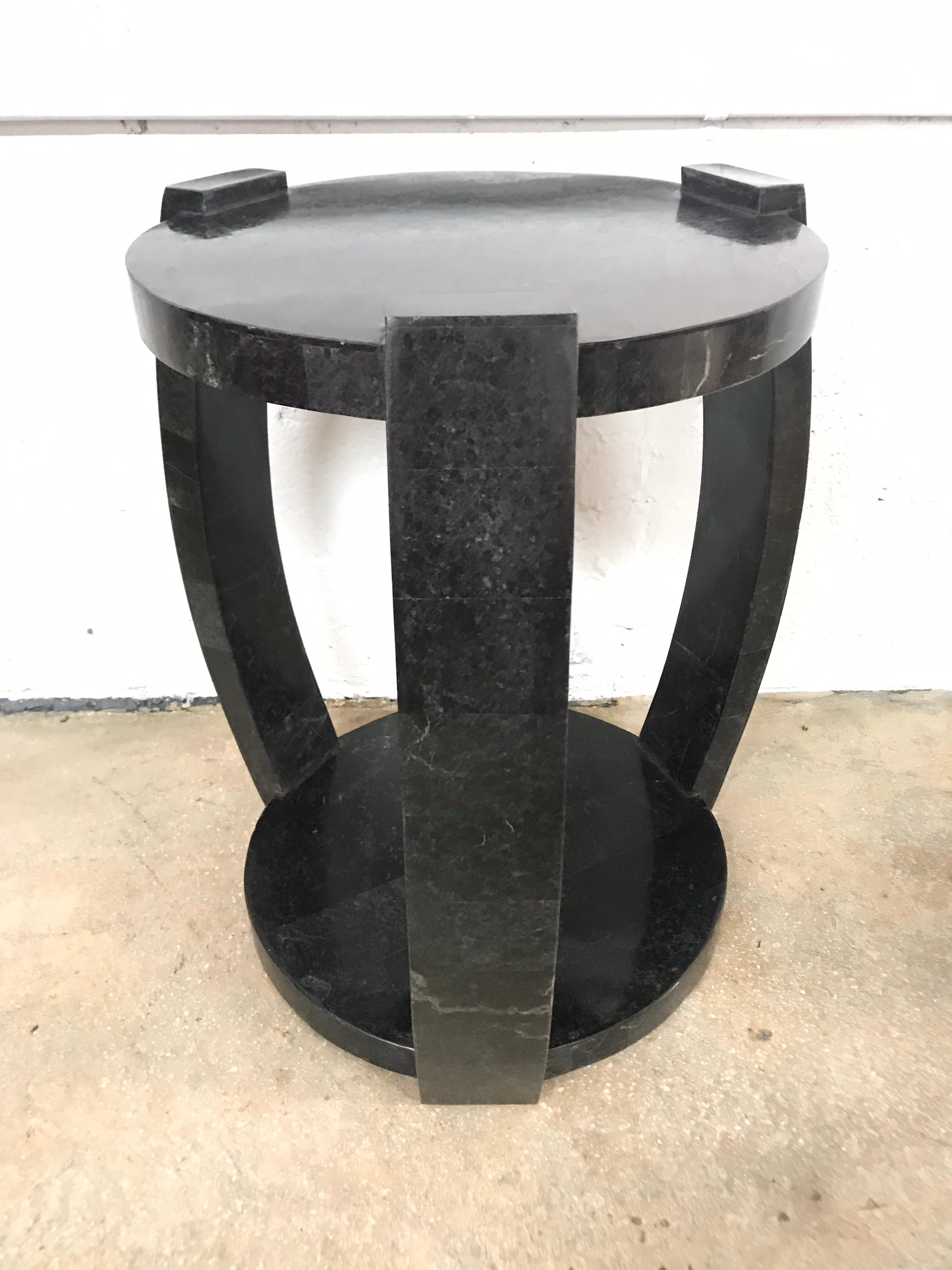 Maitland Smith Asian influenced Ming style side end occasional or drinks table rendered in tessellated black marble.
