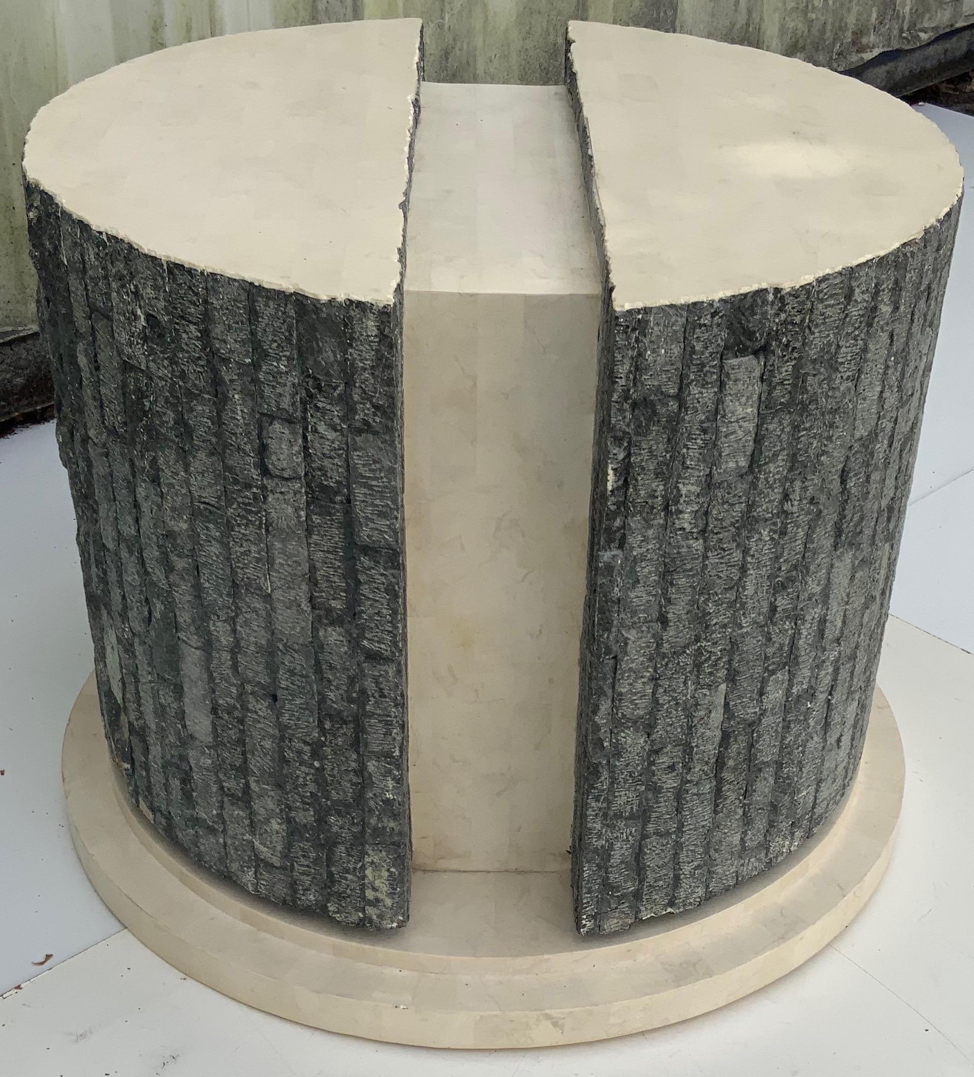 Fin du 20e siècle Maitland smith  Base de table de salle à manger en os et pierre tessellée , Circa 1980 en vente