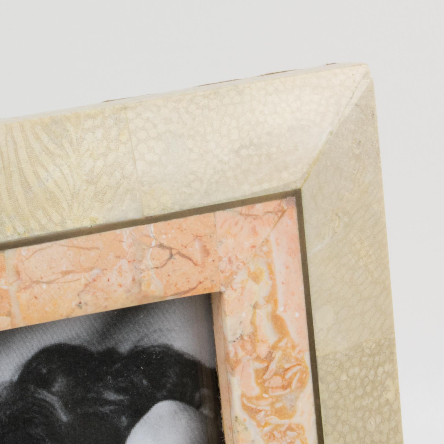 Pietra Cornice in marmo, travertino e pietra tessellata di Maitland Smith, circa 1980 in vendita