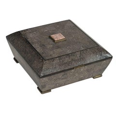 Maitland Smith Caja de latón teselada para joyas y tocador, 1980