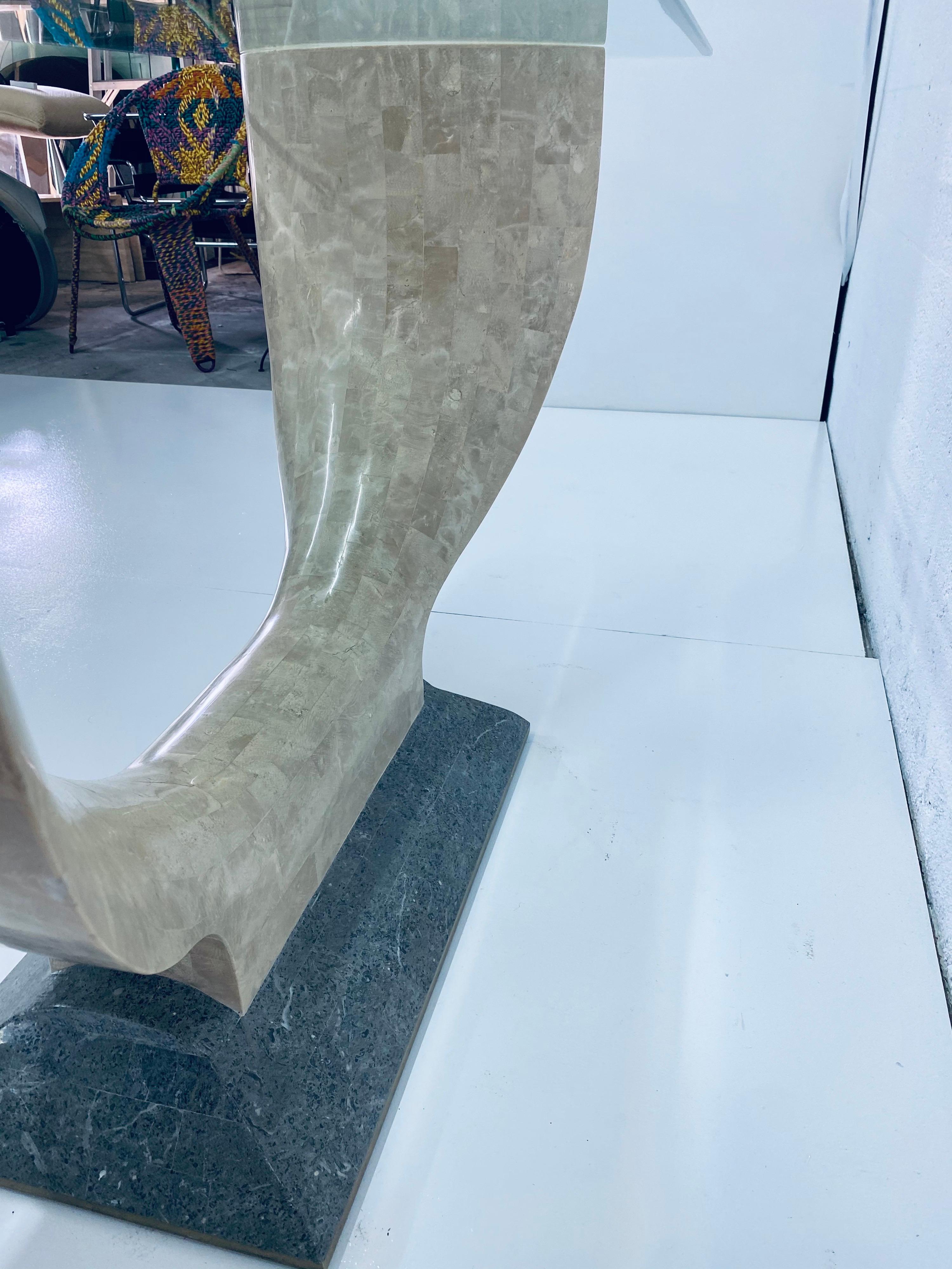 Console Maitland Smith en pierre tessellée avec plateau en verre biseauté en vente 4