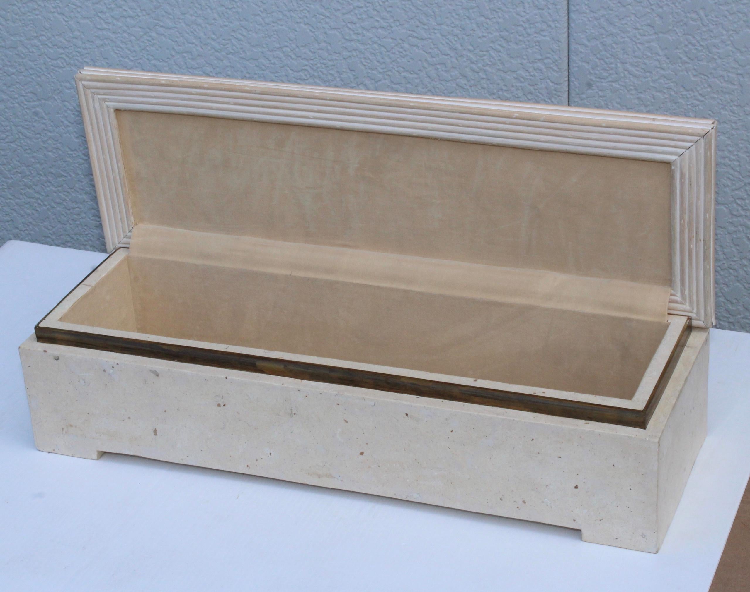 Caja pagoda de piedra teselada Maitland Smith finales del siglo XX en venta