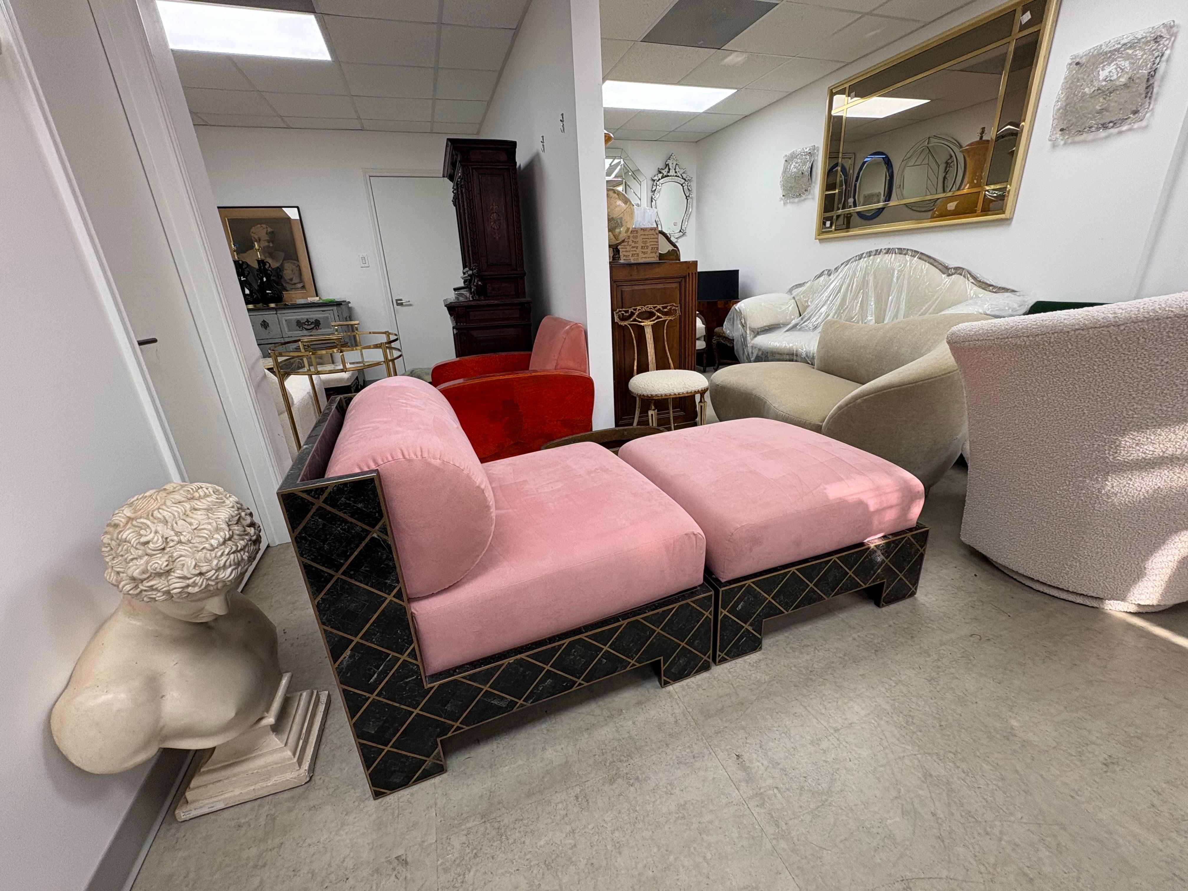 Maitland Smith Tesselleted Stone And Brass Chaise Longue For Sale 6