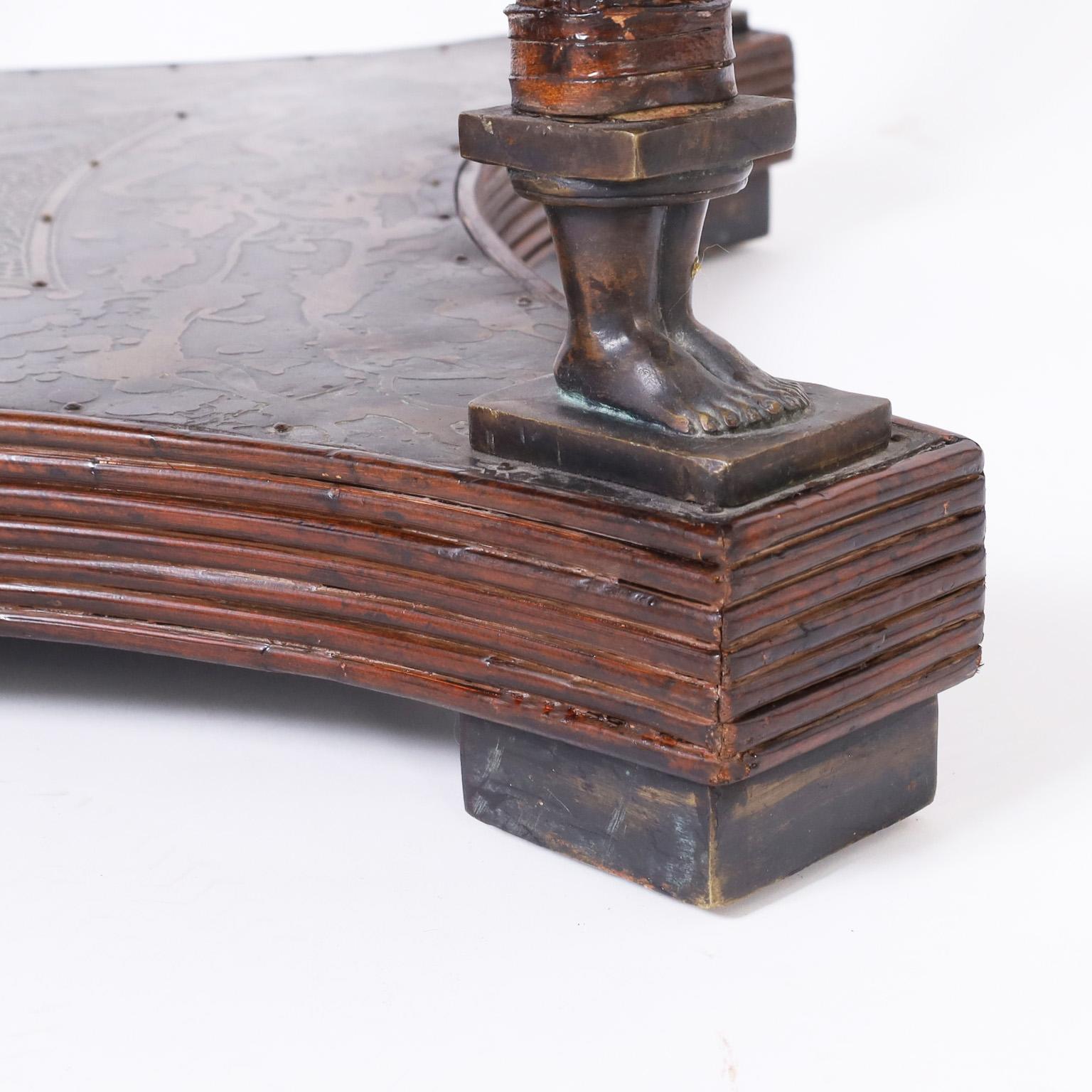 Table ou support néoclassique vintage Maitland-Smith en bronze et rotin en vente 2