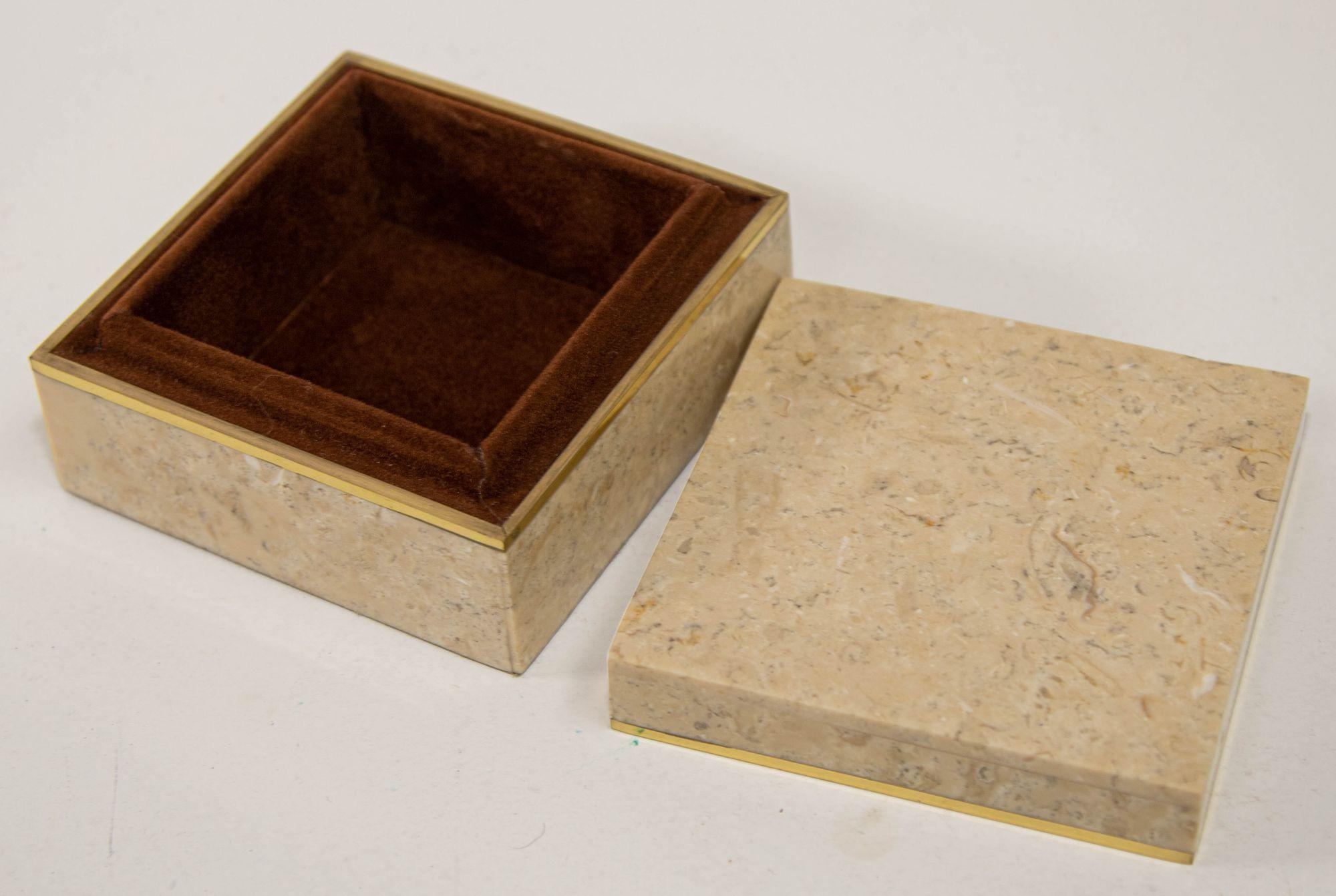 Hand-Crafted Maitland Smith Vintage Tessellated Stone Travertine Box 1970s For Sale