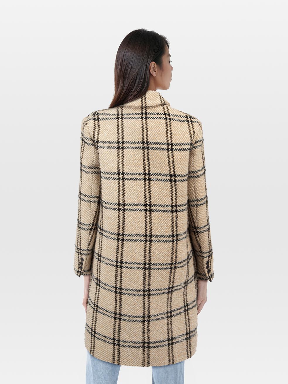L'ÉTAT est très bon. L'usure du manteau est minime. Bouloches sur la veste. Petits trous/épines sur le tissage de la doublure au dos de cet article de revente d'occasion de la marque Maje.
 
 
 
 Détails
 
 
 Multicolore - beige, noir
 
