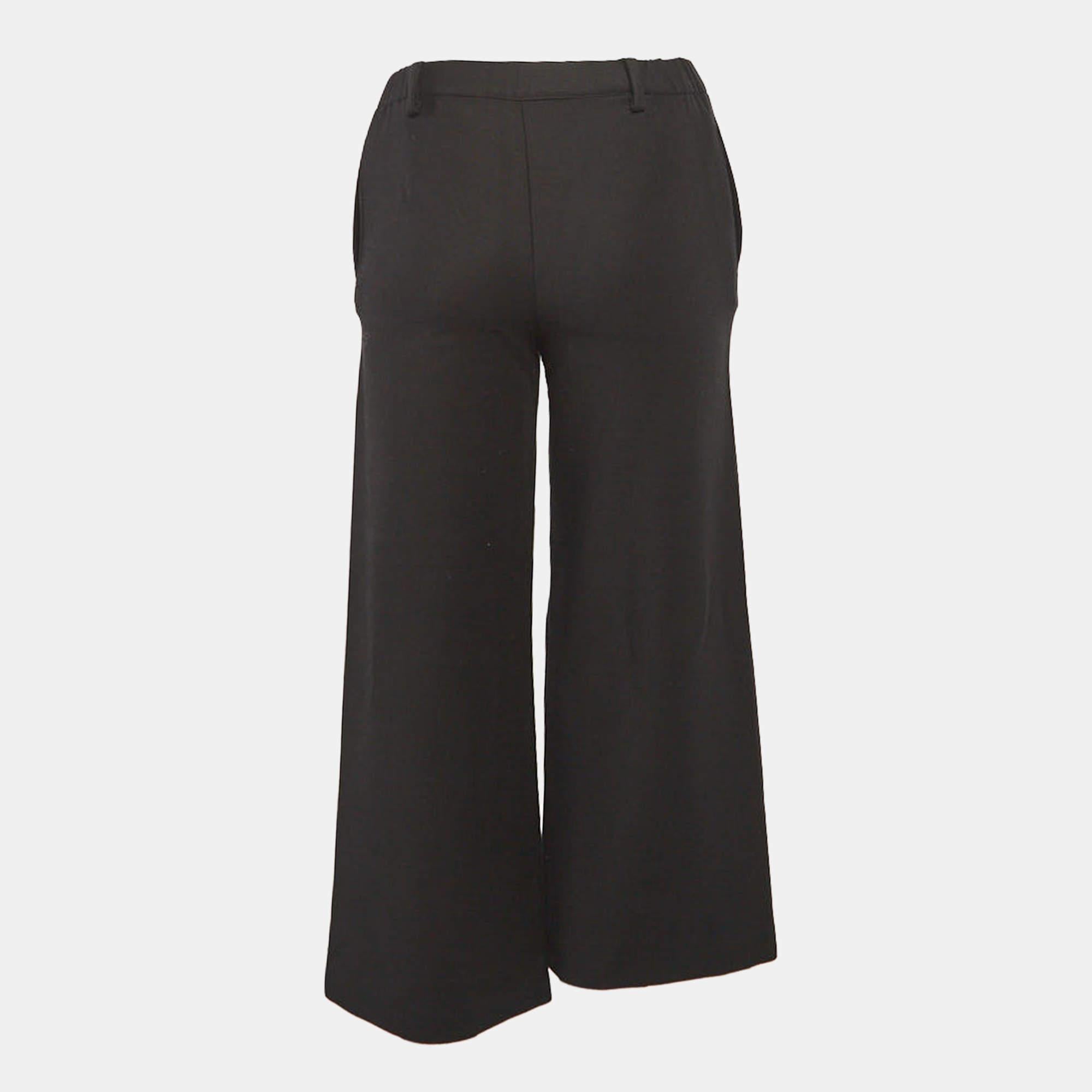 Tadellos geschneiderte Hosen gehören zu einer gut sortierten Garderobe. Diese Designerhosen sind fein genäht, um Ihnen den gewünschten Look und ganztägigen Komfort zu bieten.